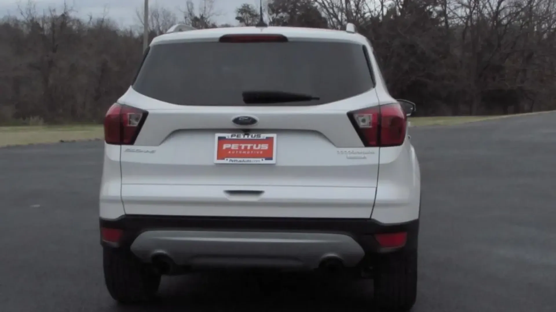 2019 /Charcoal Black Ford Escape Titanium (1FMCU0J95KU) with an Other engine, Automatic transmission, located at 12836 Highway 21, De Soto, MO, 63020, (636) 337-7777, 38.151867, -90.575615 - **Discover Endless Adventures with the 2019 Ford Escape Titanium at Pettus Ford De Soto!**<br /> <br /> Are you ready to elevate your daily commute or embark on spontaneous weekend getaways? The 2019 Ford Escape Titanium is the perfect blend of style, comfort, and performance, designed for those who - Photo#5