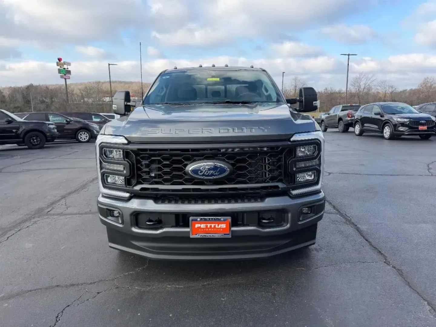 2026 /Medium Dark Slate Cloth Ford F-350SD XL DRW (1FT8W3DT6TE) with an 6.7L engine, 6A transmission, located at 141 Commercial Dr, Fredericktown, MO, 63645, (573) 783-6432, 37.570087, -90.320648 - **Elevate Your Work and Weekend Adventures with the 2026 Ford Super Duty F-350 DRW!**<br /> <br /> Are you in search of a reliable truck that can handle both your work demands and weekend escapades? Look no further! The 2026 Ford Super Duty F-350 DRW is the perfect companion for anyone who values pe - Photo#7
