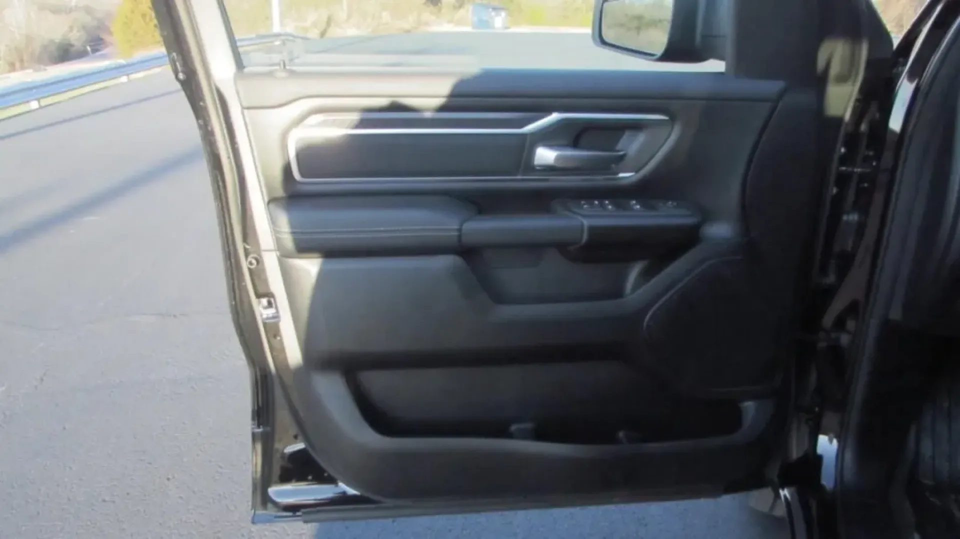 2026 /Black Ram 1500 Big Horn/Lone Star (1C6SRFFT3TN) with an Other engine, located at 12830 Highway 21, De Soto, MO, 63020, (636) 337-7777, 38.153099, -90.573624 - **Discover Your Adventure with the 2026 Ram 1500 Big Horn at Pettus CDJR DeSoto!**<br /> <br /> Are you ready to elevate your lifestyle with a truck designed for both work and play? The 2026 Ram 1500 Big Horn is not just a vehicle; it's your passport to unforgettable journeys, weekend getaways, and - Photo#15