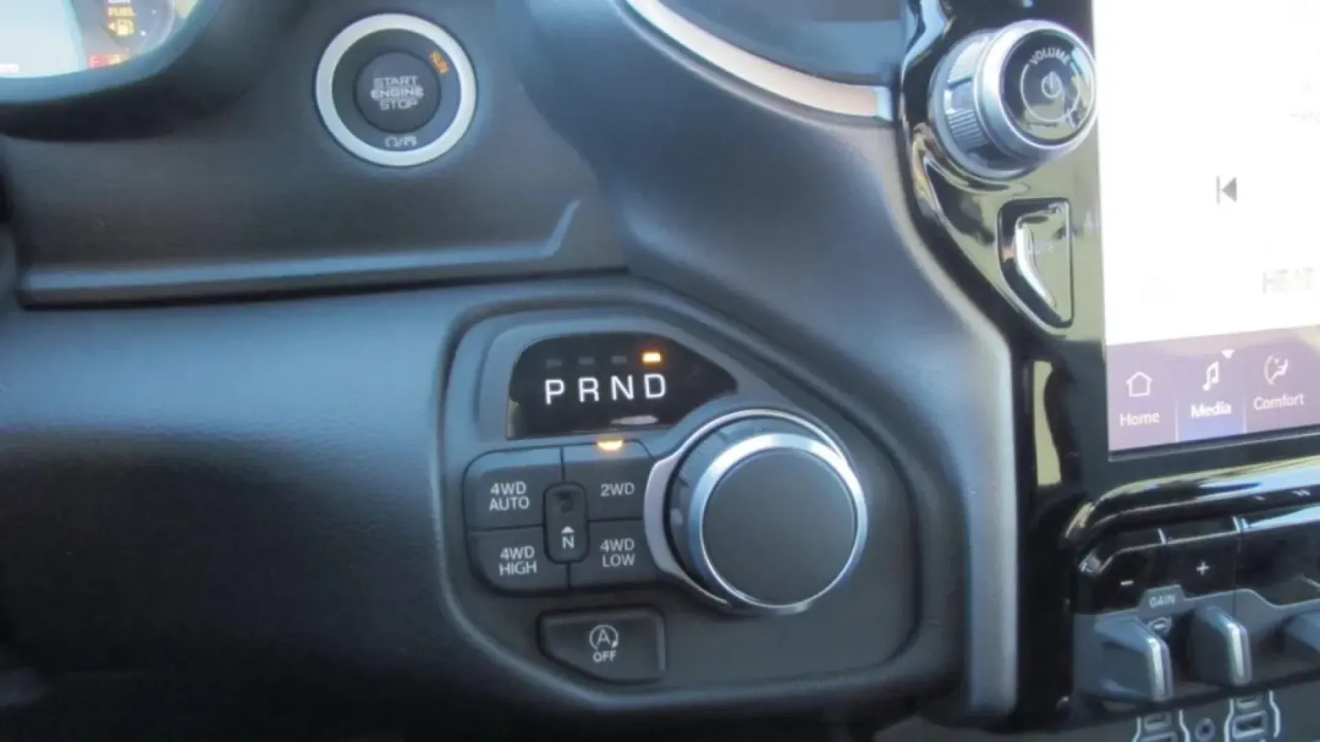 2026 /Black Ram 1500 Big Horn/Lone Star (1C6SRFFT3TN) with an Other engine, located at 12830 Highway 21, De Soto, MO, 63020, (636) 337-7777, 38.153099, -90.573624 - **Discover Your Adventure with the 2026 Ram 1500 Big Horn at Pettus CDJR DeSoto!**<br /> <br /> Are you ready to elevate your lifestyle with a truck designed for both work and play? The 2026 Ram 1500 Big Horn is not just a vehicle; it's your passport to unforgettable journeys, weekend getaways, and - Photo#23