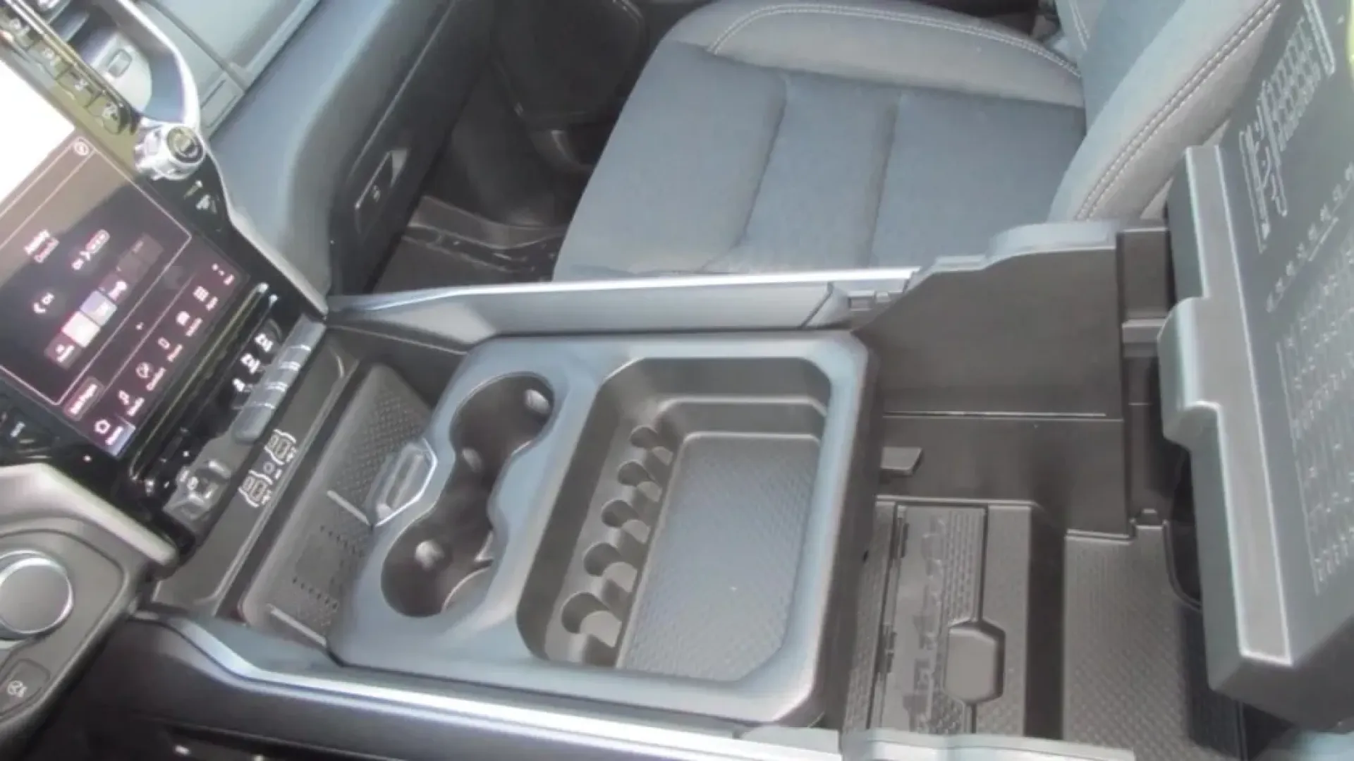 2026 /Black Ram 1500 Big Horn/Lone Star (1C6SRFFT3TN) with an Other engine, located at 12830 Highway 21, De Soto, MO, 63020, (636) 337-7777, 38.153099, -90.573624 - **Discover Your Adventure with the 2026 Ram 1500 Big Horn at Pettus CDJR DeSoto!**<br /> <br /> Are you ready to elevate your lifestyle with a truck designed for both work and play? The 2026 Ram 1500 Big Horn is not just a vehicle; it's your passport to unforgettable journeys, weekend getaways, and - Photo#26