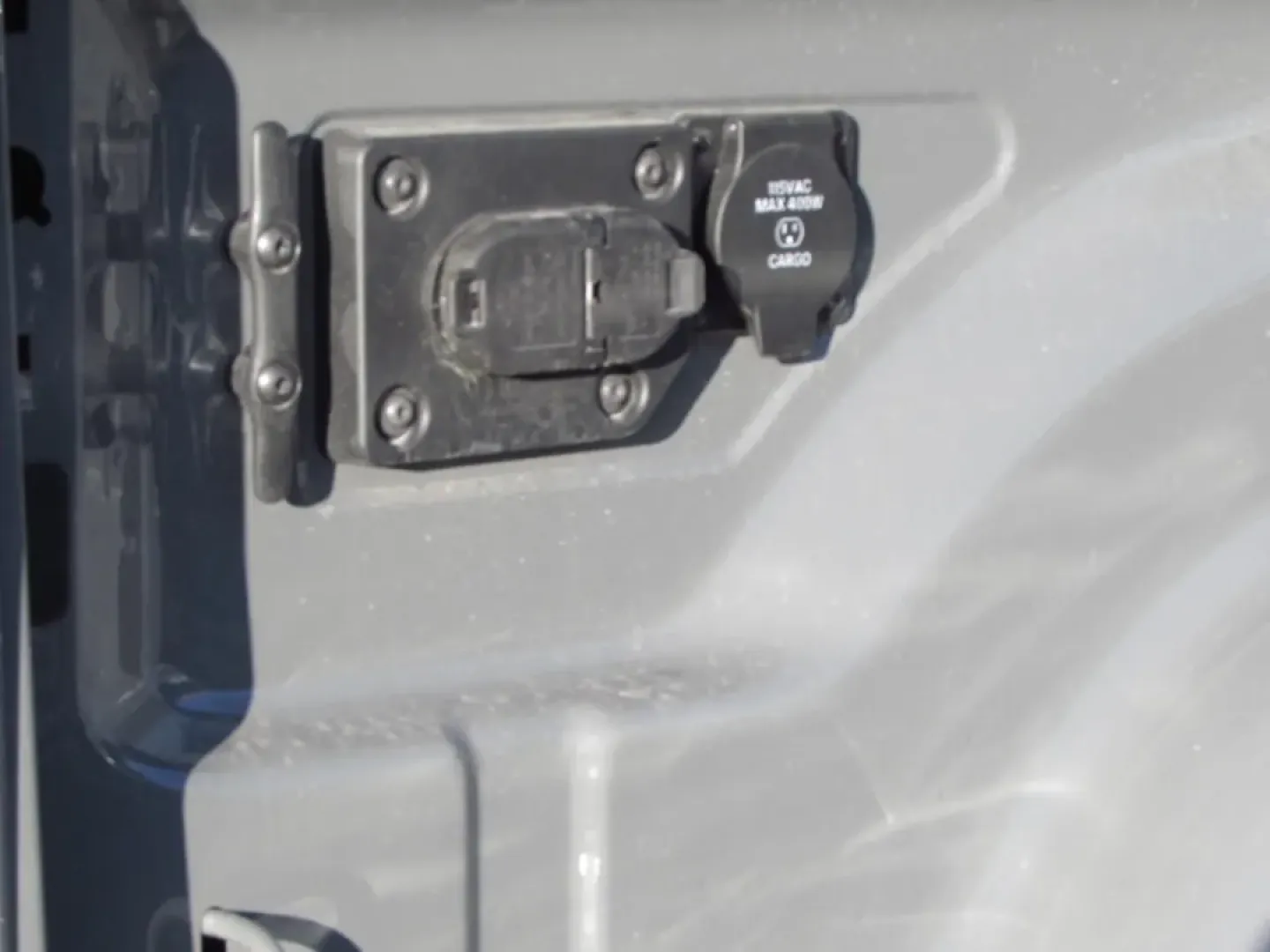 2026 /Black Ram 2500 Rebel (3C6UR5EJ3TG) with an Other engine, located at 12830 Highway 21, De Soto, MO, 63020, (636) 337-7777, 38.153099, -90.573624 - Are you ready to elevate your weekend adventures while tackling the toughest jobs? Look no further than this exceptional 2026 Ram 2500 Rebel, available now at Pettus CDJR DeSoto, your premier used car dealer located at 12830 Highway 21, De Soto, MO 63020. With only 5 miles on the odometer, this truc - Photo#13