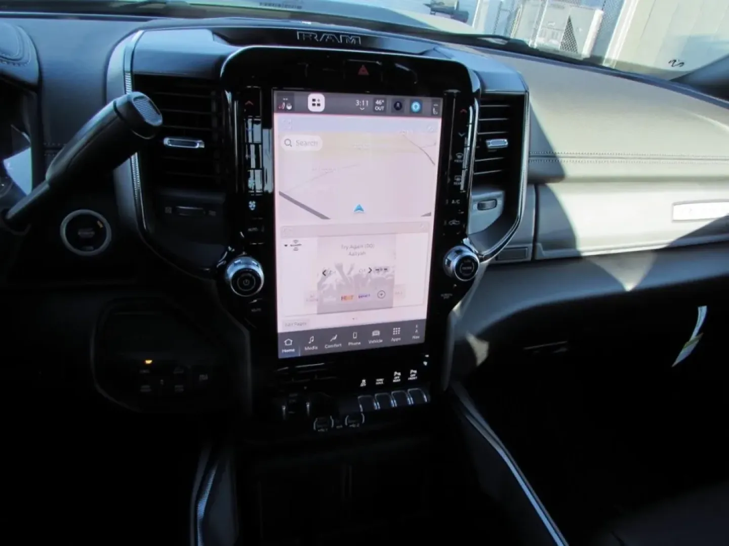 2026 /Black Ram 2500 Rebel (3C6UR5EJ3TG) with an Other engine, located at 12830 Highway 21, De Soto, MO, 63020, (636) 337-7777, 38.153099, -90.573624 - Are you ready to elevate your weekend adventures while tackling the toughest jobs? Look no further than this exceptional 2026 Ram 2500 Rebel, available now at Pettus CDJR DeSoto, your premier used car dealer located at 12830 Highway 21, De Soto, MO 63020. With only 5 miles on the odometer, this truc - Photo#24