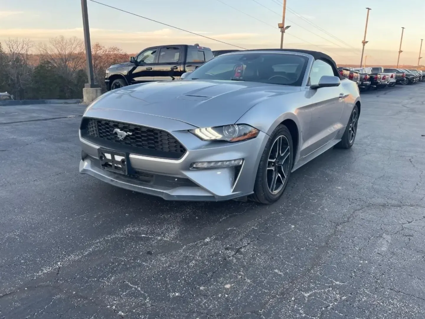 2022 /Ebony Ford Mustang EcoBoost Premium (1FATP8UHXN5) with an Other engine, located at 12836 Highway 21, De Soto, MO, 63020, (636) 337-7777, 38.151867, -90.575615 - **Unleash Your Spirit of Adventure with the 2022 Ford Mustang Convertible!**<br /> <br /> Are you ready to elevate your driving experience? The 2022 Ford Mustang Convertible is not just a car; it's a lifestyle choice. Imagine cruising down the scenic highways of De Soto, MO, with the wind in your ha - Photo#0
