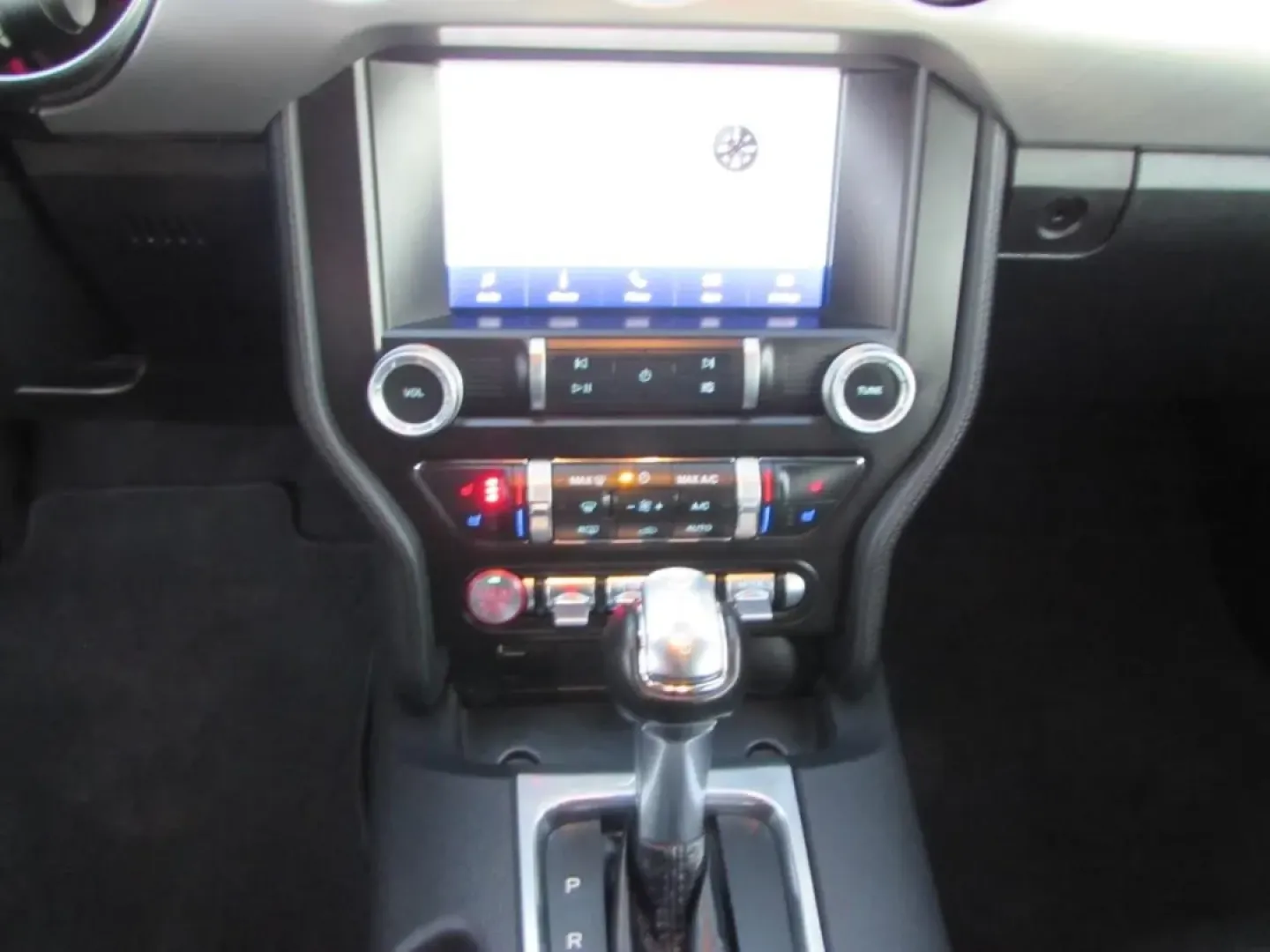 2022 /Ebony Ford Mustang EcoBoost Premium (1FATP8UHXN5) with an Other engine, located at 12836 Highway 21, De Soto, MO, 63020, (636) 337-7777, 38.151867, -90.575615 - **Unleash Your Spirit of Adventure with the 2022 Ford Mustang Convertible!**<br /> <br /> Are you ready to elevate your driving experience? The 2022 Ford Mustang Convertible is not just a car; it's a lifestyle choice. Imagine cruising down the scenic highways of De Soto, MO, with the wind in your ha - Photo#18