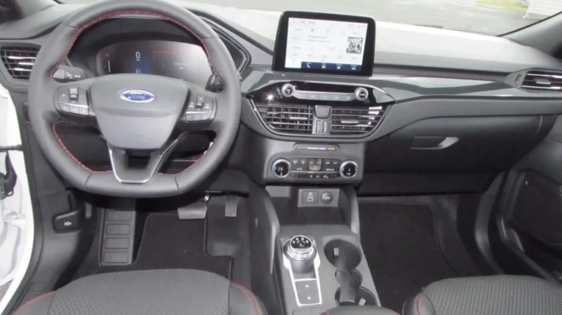 2026 /Ebony Ford Escape ST-Line (1FMCU9MN2TU) with an 1.5L engine, 8A transmission, located at 12836 Highway 21, De Soto, MO, 63020, (636) 337-7777, 38.151867, -90.575615 - **Adventure Awaits with the 2026 Ford Escape ST-Line at Pettus Ford De Soto!**<br /> <br /> Are you ready to elevate your weekend getaways or daily commutes? The 2026 Ford Escape ST-Line is the perfect companion for those who crave both style and versatility. Whether you're planning family road trip - Photo#18