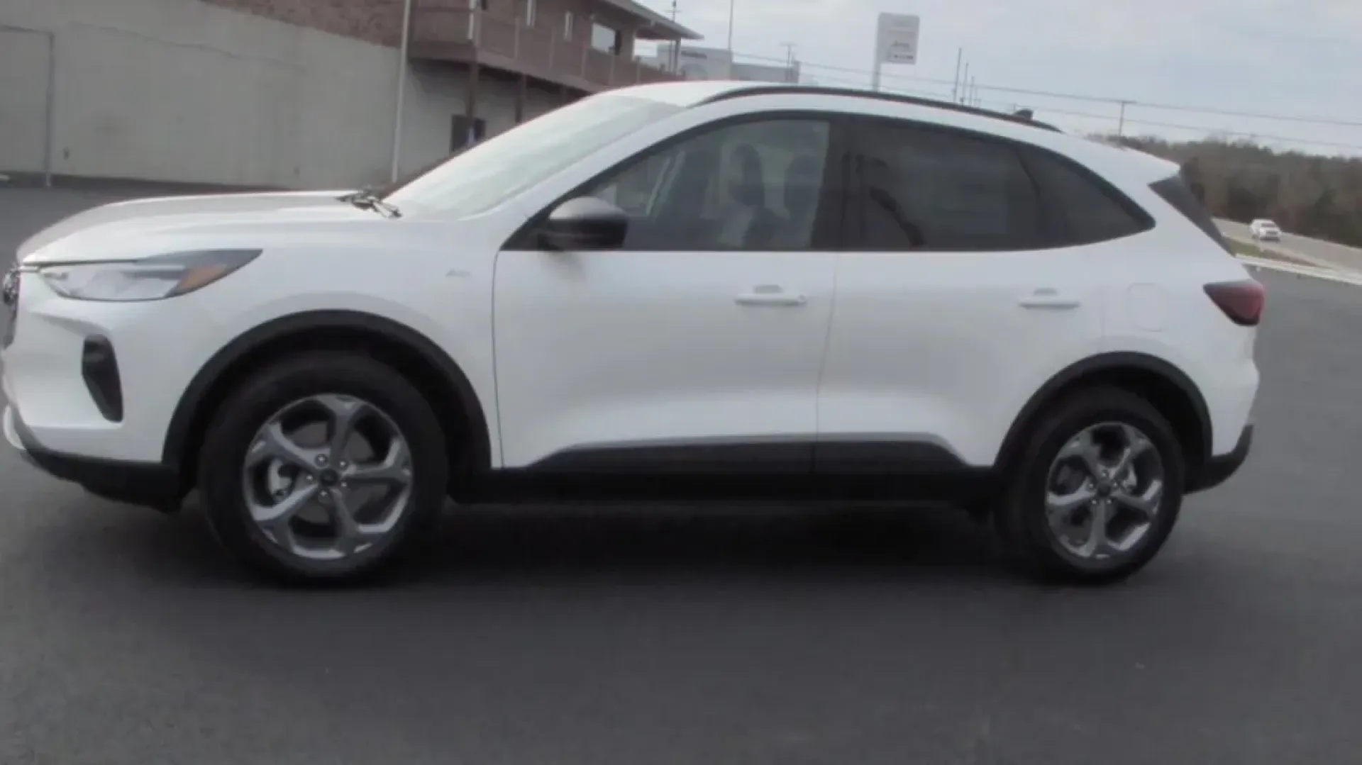 2026 /Ebony Ford Escape ST-Line (1FMCU9MN2TU) with an 1.5L engine, 8A transmission, located at 12836 Highway 21, De Soto, MO, 63020, (636) 337-7777, 38.151867, -90.575615 - **Adventure Awaits with the 2026 Ford Escape ST-Line at Pettus Ford De Soto!**<br /> <br /> Are you ready to elevate your weekend getaways or daily commutes? The 2026 Ford Escape ST-Line is the perfect companion for those who crave both style and versatility. Whether you're planning family road trip - Photo#3