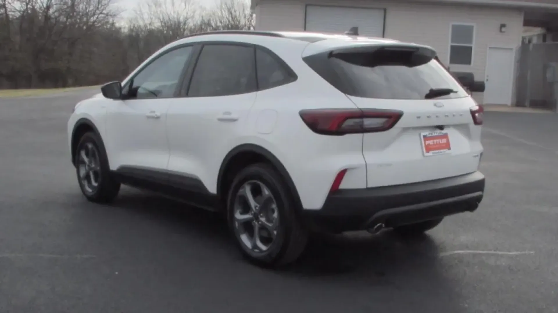 2026 /Ebony Ford Escape ST-Line (1FMCU9MN2TU) with an 1.5L engine, 8A transmission, located at 12836 Highway 21, De Soto, MO, 63020, (636) 337-7777, 38.151867, -90.575615 - **Adventure Awaits with the 2026 Ford Escape ST-Line at Pettus Ford De Soto!**<br /> <br /> Are you ready to elevate your weekend getaways or daily commutes? The 2026 Ford Escape ST-Line is the perfect companion for those who crave both style and versatility. Whether you're planning family road trip - Photo#4