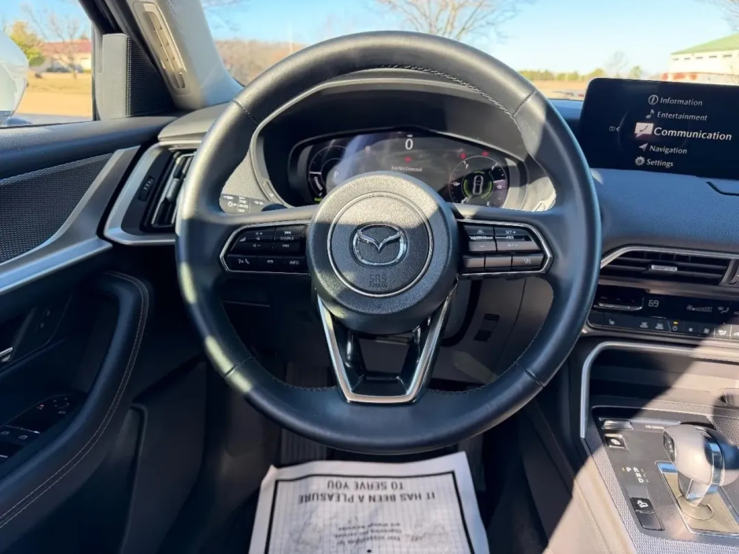 2025 /Black Leather Mazda CX-90 PHEV Preferred (JM3KKBHA8S1) with an 2.5L e-SKYACTIV I4 PHEV engine, Automatic transmission, located at 970 Woodlawn Dr., Farmington, MO, 63640, (573) 431-7800, 37.825642, -90.468674 - **Experience the Perfect Blend of Style and Versatility with the 2025 Mazda CX-90 PHEV at Pettus CDJR Farmington!**<br /> <br /> Are you searching for a family-friendly SUV that doesn't compromise on style or technology? Look no further than the stunning 2025 Mazda CX-90 PHEV, available at Pettus CD - Photo#14