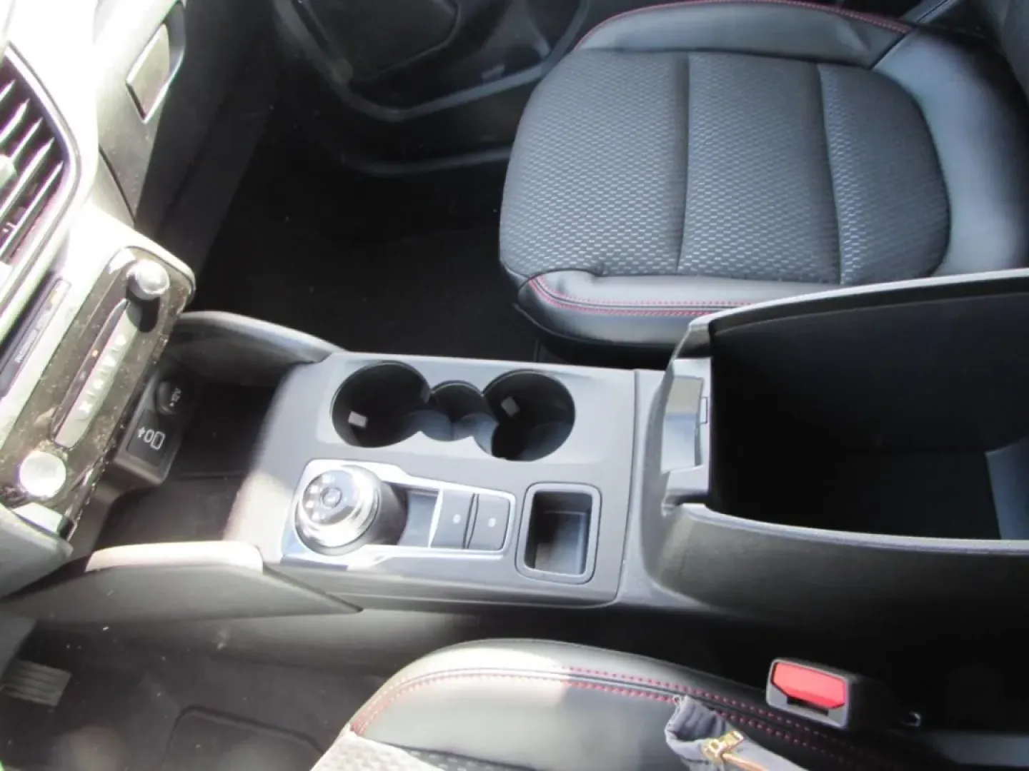 2026 /Ebony Ford Escape ST-Line (1FMCU0MN6TU) with an 1.5L engine, 8A transmission, located at 12836 Highway 21, De Soto, MO, 63020, (636) 337-7777, 38.151867, -90.575615 - Are you ready to elevate your daily commute or embark on weekend adventures with your family? Look no further than the stunning 2026 Ford Escape ST-Line, now available at Pettus Ford De Soto! This versatile SUV is the perfect blend of style, comfort, and efficiency, making it an unbeatable choice fo - Photo#20