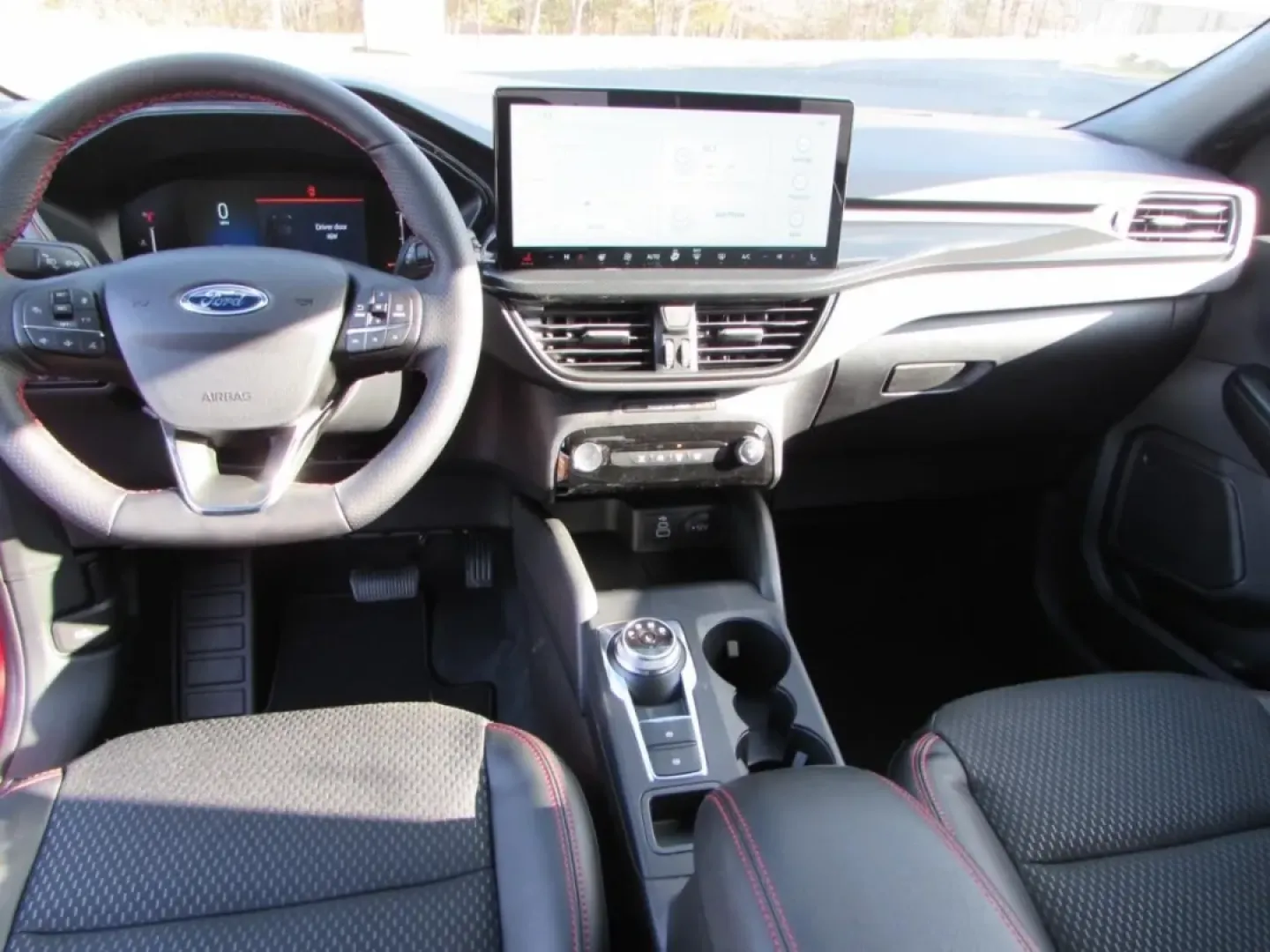 2026 /Ebony Ford Escape ST-Line (1FMCU0MN6TU) with an 1.5L engine, 8A transmission, located at 12836 Highway 21, De Soto, MO, 63020, (636) 337-7777, 38.151867, -90.575615 - Are you ready to elevate your daily commute or embark on weekend adventures with your family? Look no further than the stunning 2026 Ford Escape ST-Line, now available at Pettus Ford De Soto! This versatile SUV is the perfect blend of style, comfort, and efficiency, making it an unbeatable choice fo - Photo#21