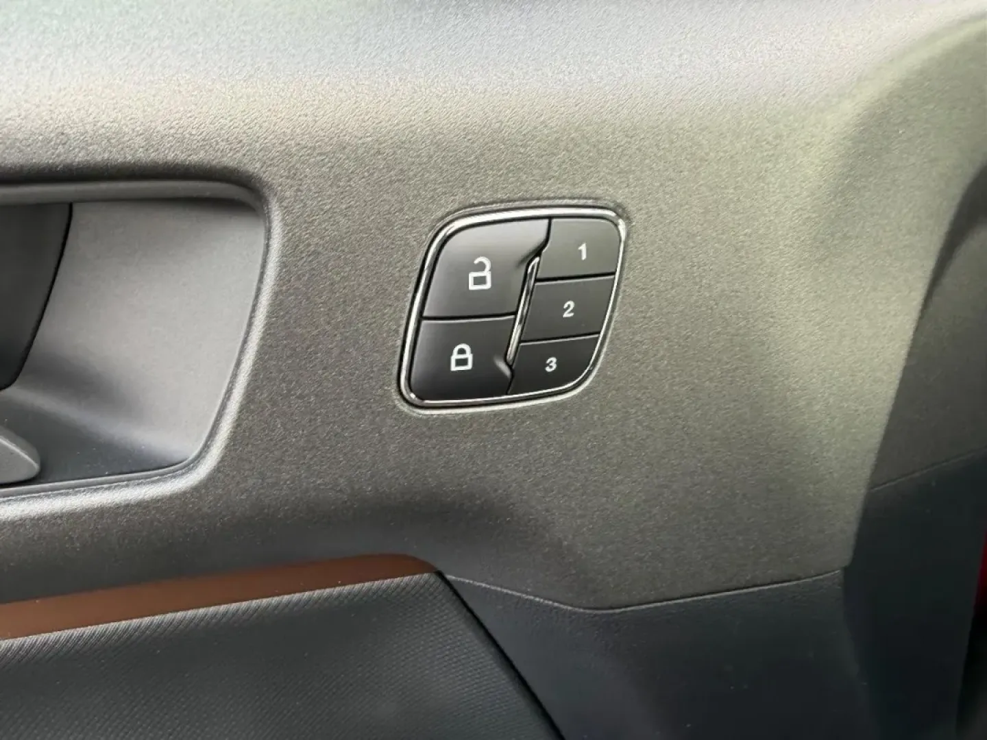 2025 /Ebony/Roast Leather Ford Bronco Sport Outer Banks (3FMCR9CN7SR) with an 1.5L EcoBoost engine, Automatic transmission, located at 141 Commercial Dr, Fredericktown, MO, 63645, (573) 783-6432, 37.570087, -90.320648 - **Adventure Awaits with the 2025 Ford Bronco Sport Outer Banks!**<br /> <br /> Are you ready to elevate your weekend getaways and daily commutes? The 2025 Ford Bronco Sport Outer Banks is more than just a vehicle; it's your passport to adventure. Ideal for outdoor enthusiasts and families alike, thi - Photo#18