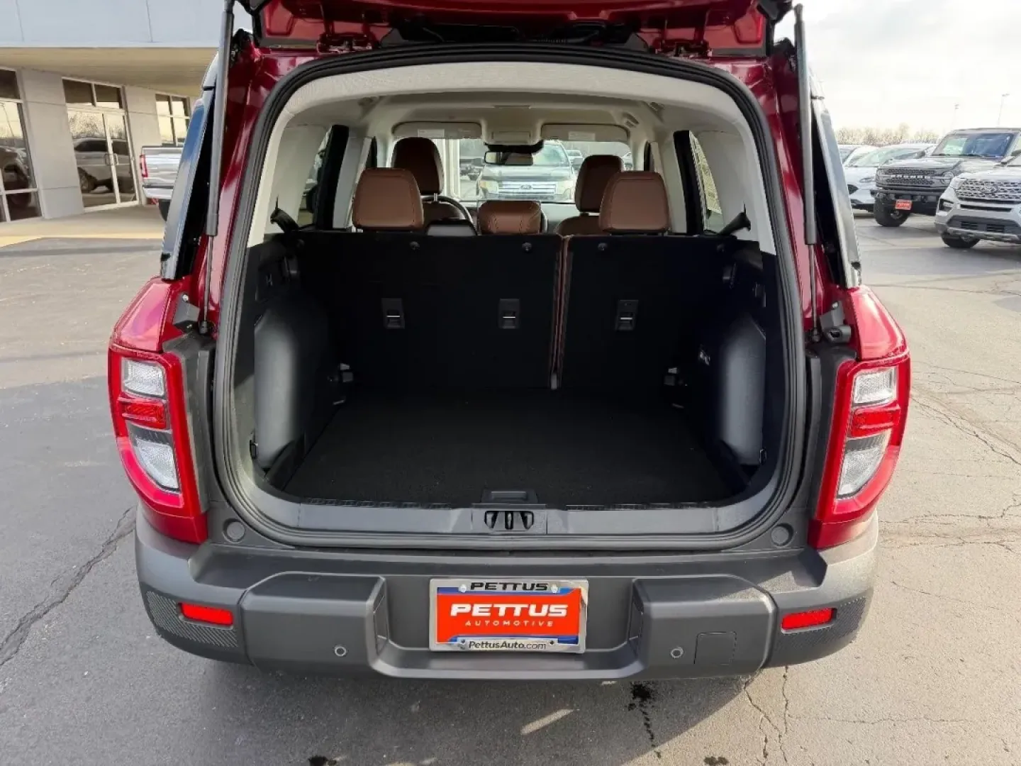 2025 /Ebony/Roast Leather Ford Bronco Sport Outer Banks (3FMCR9CN7SR) with an 1.5L EcoBoost engine, Automatic transmission, located at 141 Commercial Dr, Fredericktown, MO, 63645, (573) 783-6432, 37.570087, -90.320648 - **Adventure Awaits with the 2025 Ford Bronco Sport Outer Banks!**<br /> <br /> Are you ready to elevate your weekend getaways and daily commutes? The 2025 Ford Bronco Sport Outer Banks is more than just a vehicle; it's your passport to adventure. Ideal for outdoor enthusiasts and families alike, thi - Photo#4