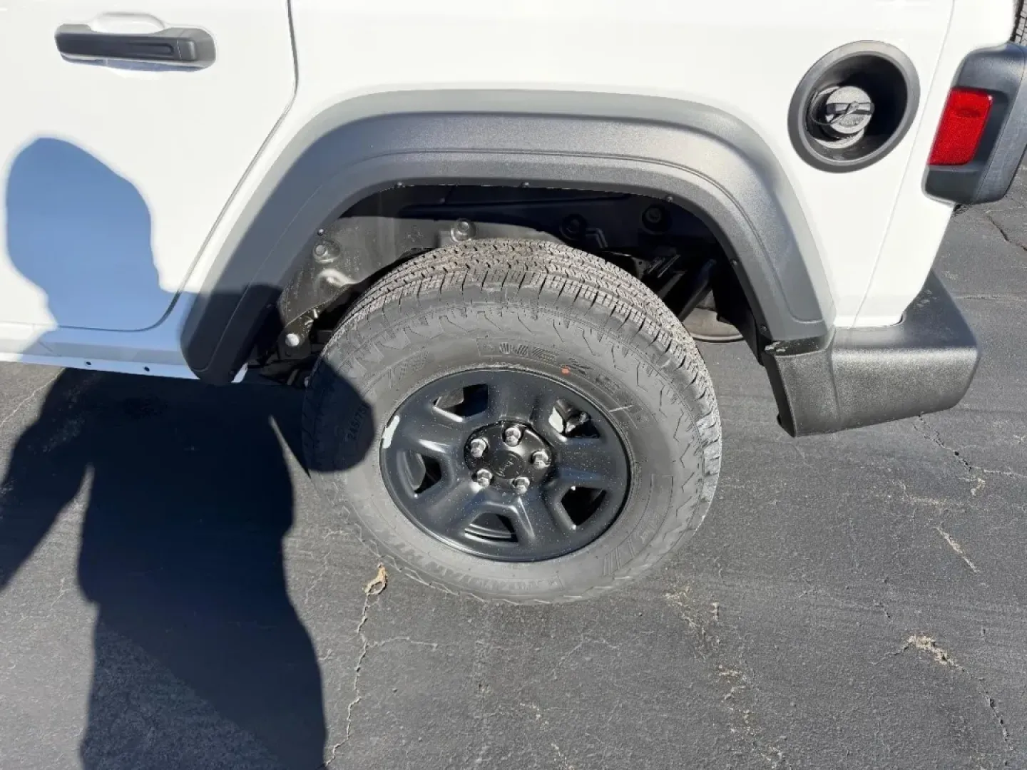 2026 /Black Cloth Jeep Wrangler Sport (1C4PJXDN8TW) with an 2.0L engine, 6M transmission, located at 970 Woodlawn Dr., Farmington, MO, 63640, (573) 431-7800, 37.825642, -90.468674 - **Adventure Awaits: Your 2026 Jeep Wrangler at Pettus CDJR Farmington!**<br /> <br /> Are you ready to explore the great outdoors or tackle your daily commute with style? The 2026 Jeep Wrangler is designed for those who crave adventure while enjoying the comforts of a modern SUV. Whether you're navi - Photo#5