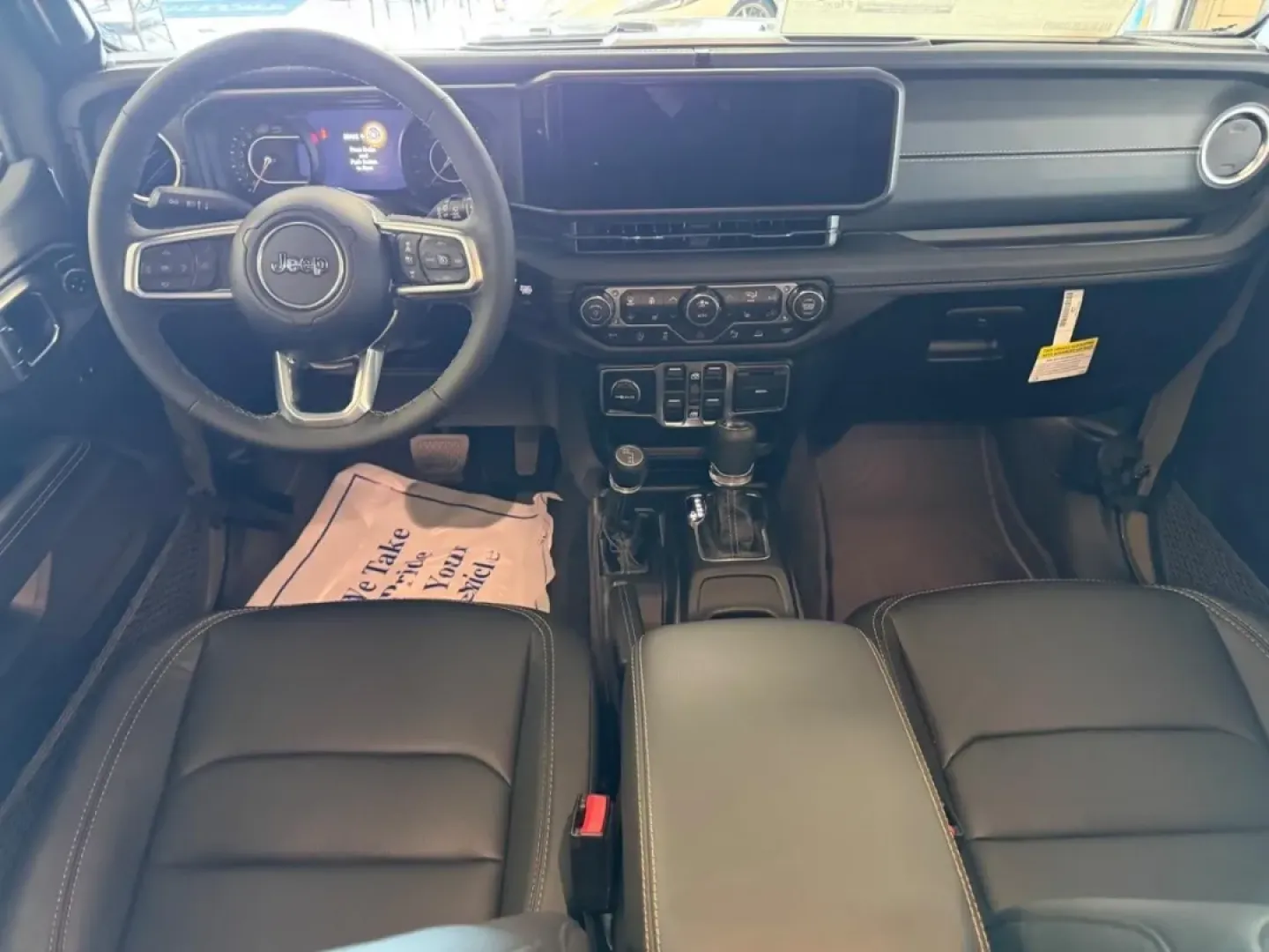 2026 /Black Leather Jeep Wrangler Sahara (1C4PJXEG9TW) with an 3.6L V6 engine, 6M transmission, located at 970 Woodlawn Dr., Farmington, MO, 63640, (573) 431-7800, 37.825642, -90.468674 - **Adventure Awaits with the 2026 Jeep Wrangler Sahara!** <br /> <br /> Explore the great outdoors or navigate daily commutes with unmatched confidence in the 2026 Jeep Wrangler Sahara, now available at Pettus CDJR Farmington in Farmington, MO. This rugged yet refined SUV is perfect for those who cra - Photo#9