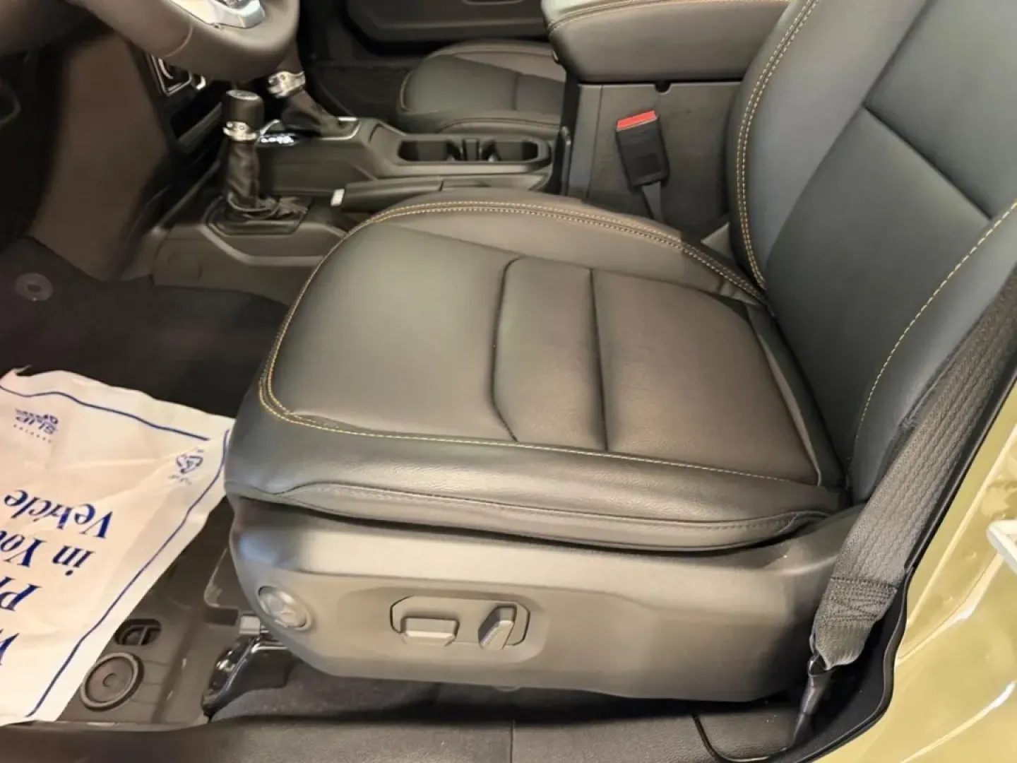 2026 /Black Leather Jeep Wrangler Sahara (1C4PJXEG9TW) with an 3.6L V6 engine, 6M transmission, located at 970 Woodlawn Dr., Farmington, MO, 63640, (573) 431-7800, 37.825642, -90.468674 - **Adventure Awaits with the 2026 Jeep Wrangler Sahara!** <br /> <br /> Explore the great outdoors or navigate daily commutes with unmatched confidence in the 2026 Jeep Wrangler Sahara, now available at Pettus CDJR Farmington in Farmington, MO. This rugged yet refined SUV is perfect for those who cra - Photo#17