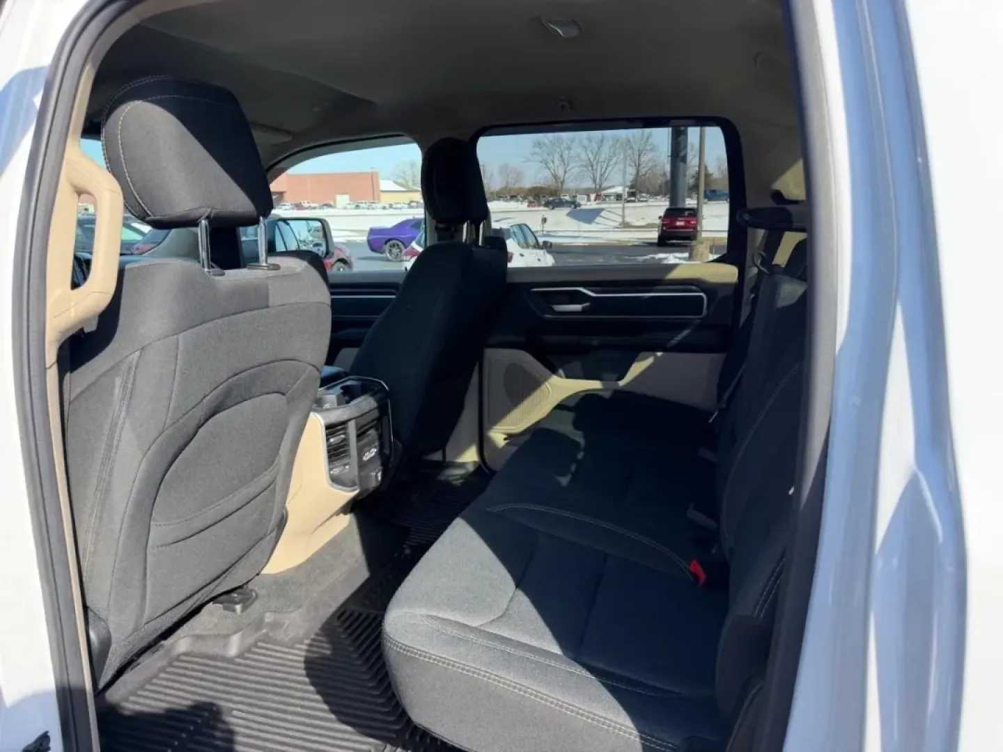 2020 /Diesel Gray/Black Cloth Ram 1500 Big Horn/Lone Star (1C6SRFFT0LN) with an 5.7L engine, Automatic transmission, located at 970 Woodlawn Dr., Farmington, MO, 63640, (573) 431-7800, 37.825642, -90.468674 - **Drive Your Adventures with the 2020 Ram 1500 Big Horn/Lone Star Perfect for Weekend Getaways and Daily Commutes!**<br /> <br /> Are you looking for a reliable truck that fits seamlessly into your busy lifestyle? Look no further than this 2020 Ram 1500 Big Horn/Lone Star, available now at Pettus C - Photo#8