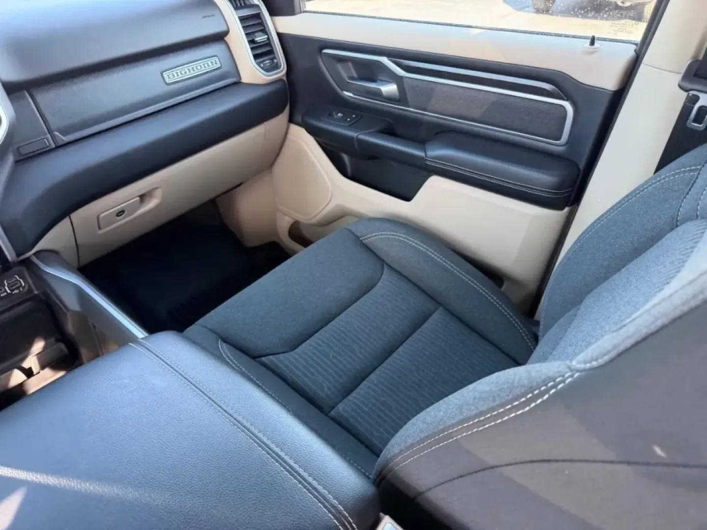 2020 /Diesel Gray/Black Cloth Ram 1500 Big Horn/Lone Star (1C6SRFFT0LN) with an 5.7L engine, Automatic transmission, located at 970 Woodlawn Dr., Farmington, MO, 63640, (573) 431-7800, 37.825642, -90.468674 - **Drive Your Adventures with the 2020 Ram 1500 Big Horn/Lone Star Perfect for Weekend Getaways and Daily Commutes!**<br /> <br /> Are you looking for a reliable truck that fits seamlessly into your busy lifestyle? Look no further than this 2020 Ram 1500 Big Horn/Lone Star, available now at Pettus C - Photo#18