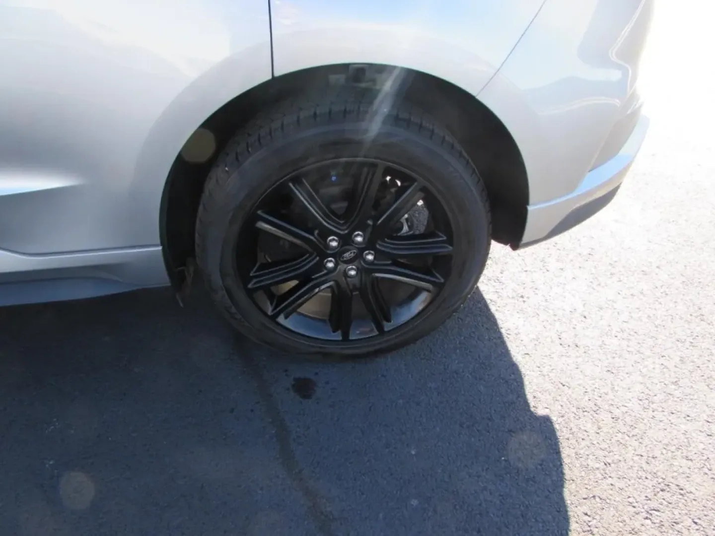 2021 /Ebony Ford Edge ST Line (2FMPK3J95MB) with an Other engine, Automatic transmission, located at 12836 Highway 21, De Soto, MO, 63020, (636) 337-7777, 38.151867, -90.575615 - Are you seeking a versatile vehicle that perfectly balances family needs and weekend adventures? Look no further than the 2021 Ford Edge, now available at Pettus Ford De Soto! This stylish SUV is designed for those who crave comfort and functionality without sacrificing performance, making it an ide - Photo#9