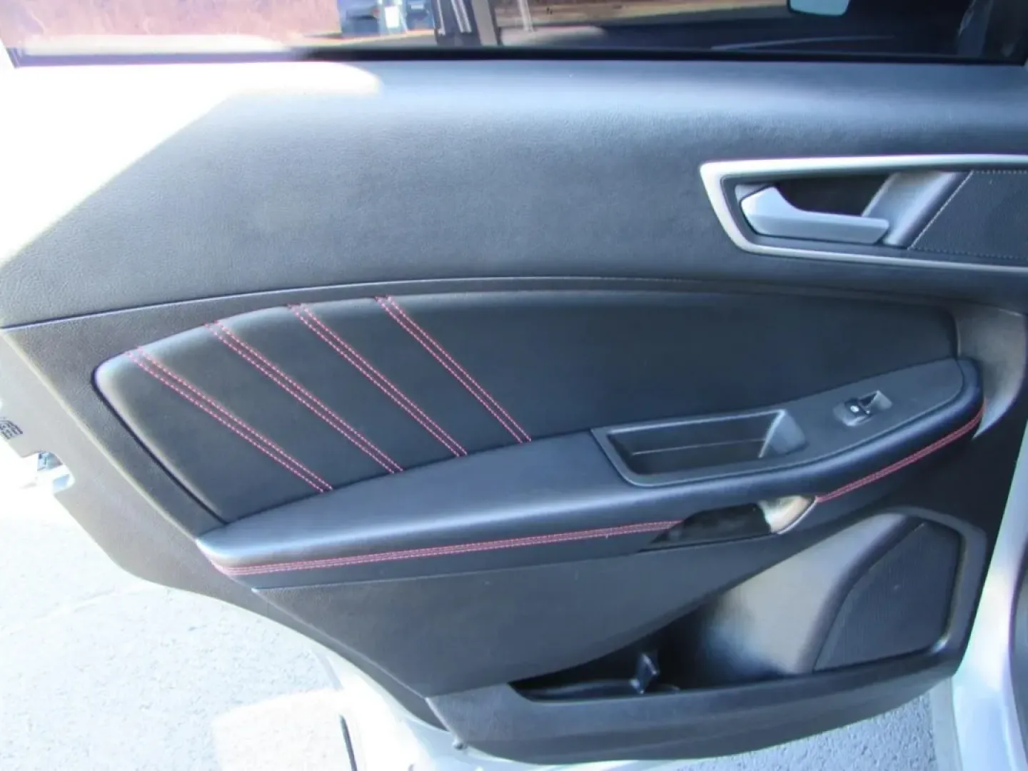 2021 /Ebony Ford Edge ST Line (2FMPK3J95MB) with an Other engine, Automatic transmission, located at 12836 Highway 21, De Soto, MO, 63020, (636) 337-7777, 38.151867, -90.575615 - Are you seeking a versatile vehicle that perfectly balances family needs and weekend adventures? Look no further than the 2021 Ford Edge, now available at Pettus Ford De Soto! This stylish SUV is designed for those who crave comfort and functionality without sacrificing performance, making it an ide - Photo#22