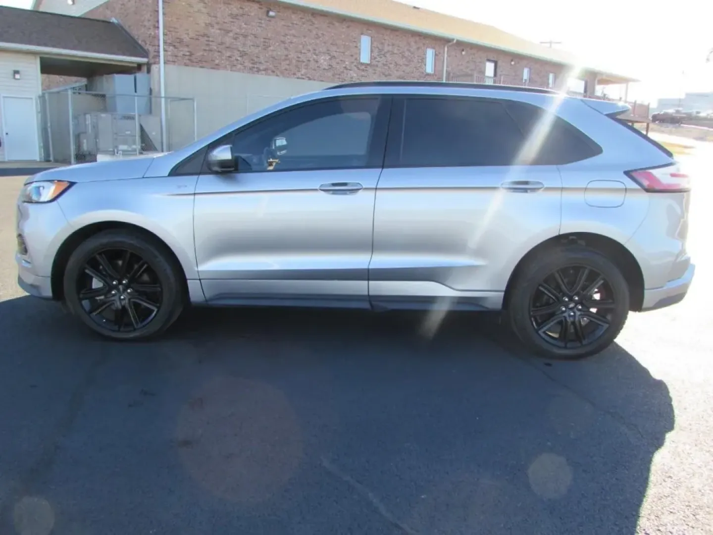 2021 /Ebony Ford Edge ST Line (2FMPK3J95MB) with an Other engine, Automatic transmission, located at 12836 Highway 21, De Soto, MO, 63020, (636) 337-7777, 38.151867, -90.575615 - Are you seeking a versatile vehicle that perfectly balances family needs and weekend adventures? Look no further than the 2021 Ford Edge, now available at Pettus Ford De Soto! This stylish SUV is designed for those who crave comfort and functionality without sacrificing performance, making it an ide - Photo#3