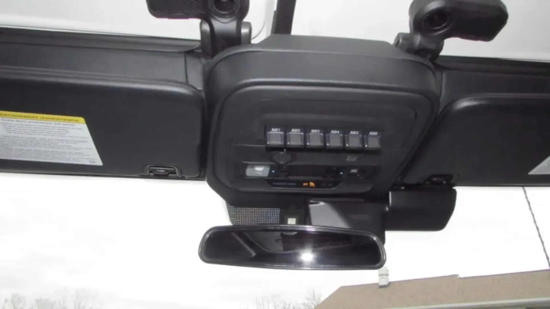 2025 /Navy Pier Ford Bronco Heritage Edition (1FMEE4DP7SL) with an 2.7L V6 engine, located at 12836 Highway 21, De Soto, MO, 63020, (636) 337-7777, 38.151867, -90.575615 - Explore the great outdoors and embark on unforgettable adventures with the 2025 Ford Bronco Heritage Edition, now available at Pettus Ford De Soto! This striking SUV, finished in a stunning Azure Gray, is perfect for individuals and families who crave a vehicle that can handle the rugged terrain and - Photo#18