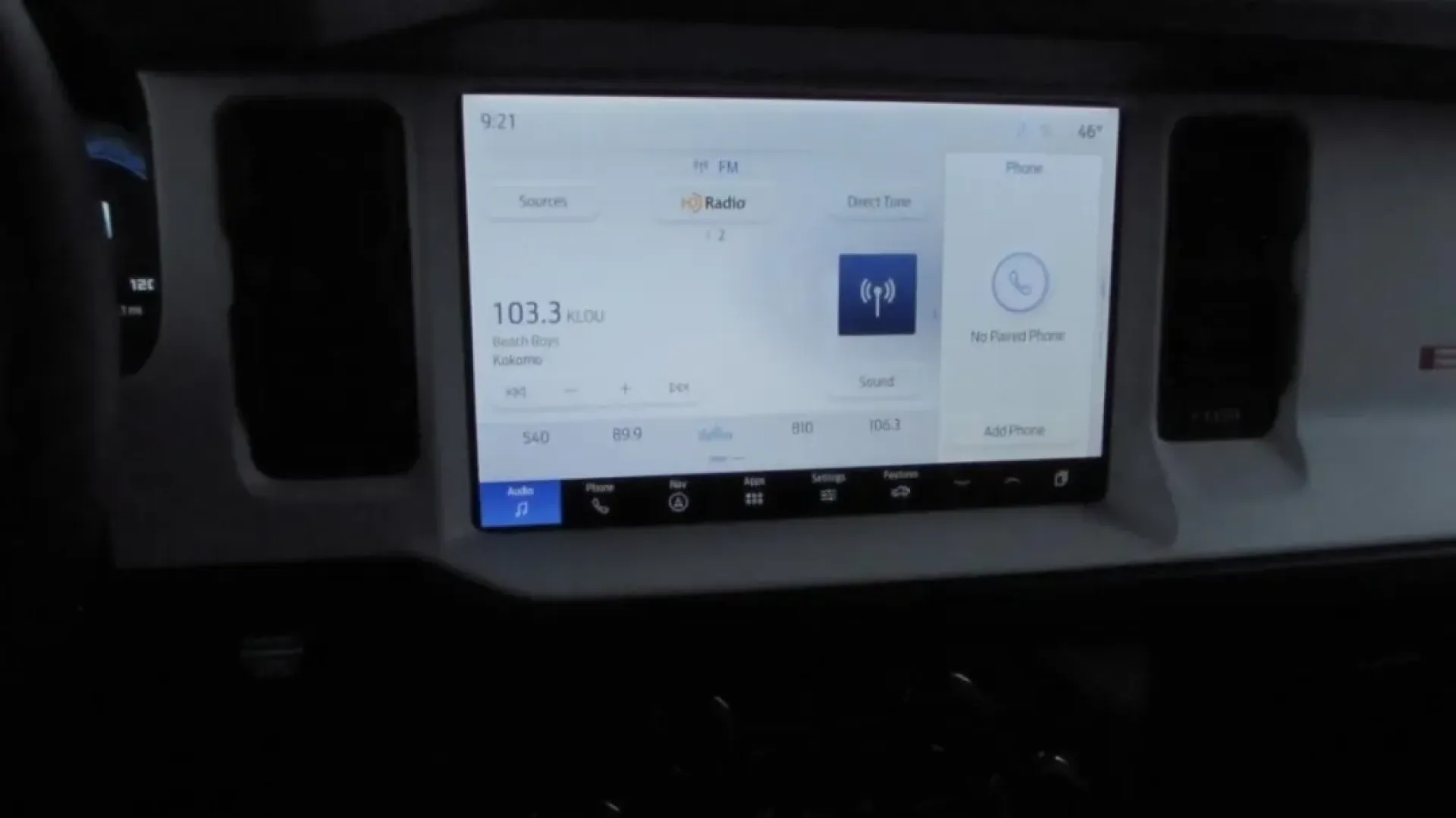 2025 /Navy Pier Ford Bronco Heritage Edition (1FMEE4DP7SL) with an 2.7L V6 engine, located at 12836 Highway 21, De Soto, MO, 63020, (636) 337-7777, 38.151867, -90.575615 - Explore the great outdoors and embark on unforgettable adventures with the 2025 Ford Bronco Heritage Edition, now available at Pettus Ford De Soto! This striking SUV, finished in a stunning Azure Gray, is perfect for individuals and families who crave a vehicle that can handle the rugged terrain and - Photo#20