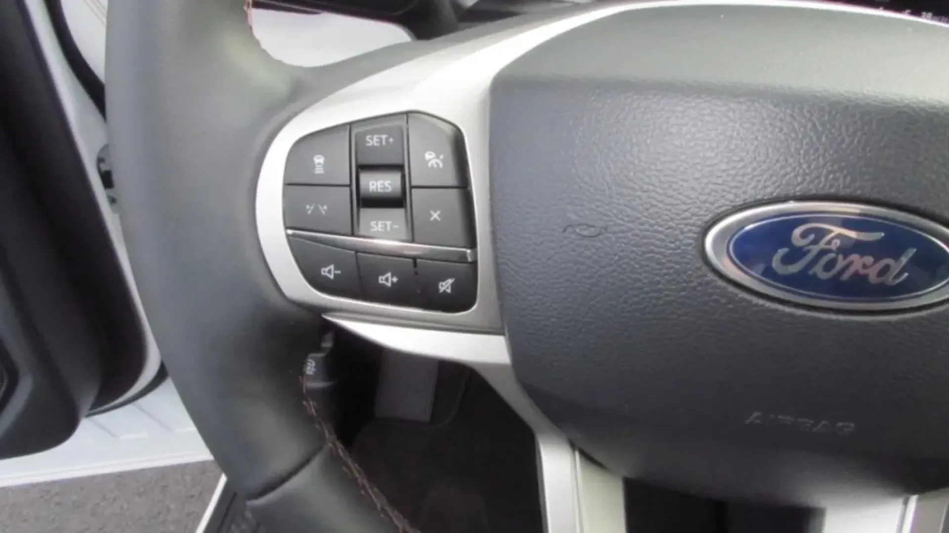 2026 /Space Gray Ford Explorer Active (1FMUK8DH0TG) with an 2.3L EcoBoost I-4 engine, Automatic transmission, located at 12836 Highway 21, De Soto, MO, 63020, (636) 337-7777, 38.151867, -90.575615 - **Embrace Adventure with the 2026 Ford Explorer at Pettus Ford De Soto**<br /> <br /> Are you ready to elevate your family adventures or weekend getaways? Look no further than the stunning 2026 Ford Explorer Active available now at Pettus Ford De Soto. This SUV perfectly blends style, space, and fun - Photo#31