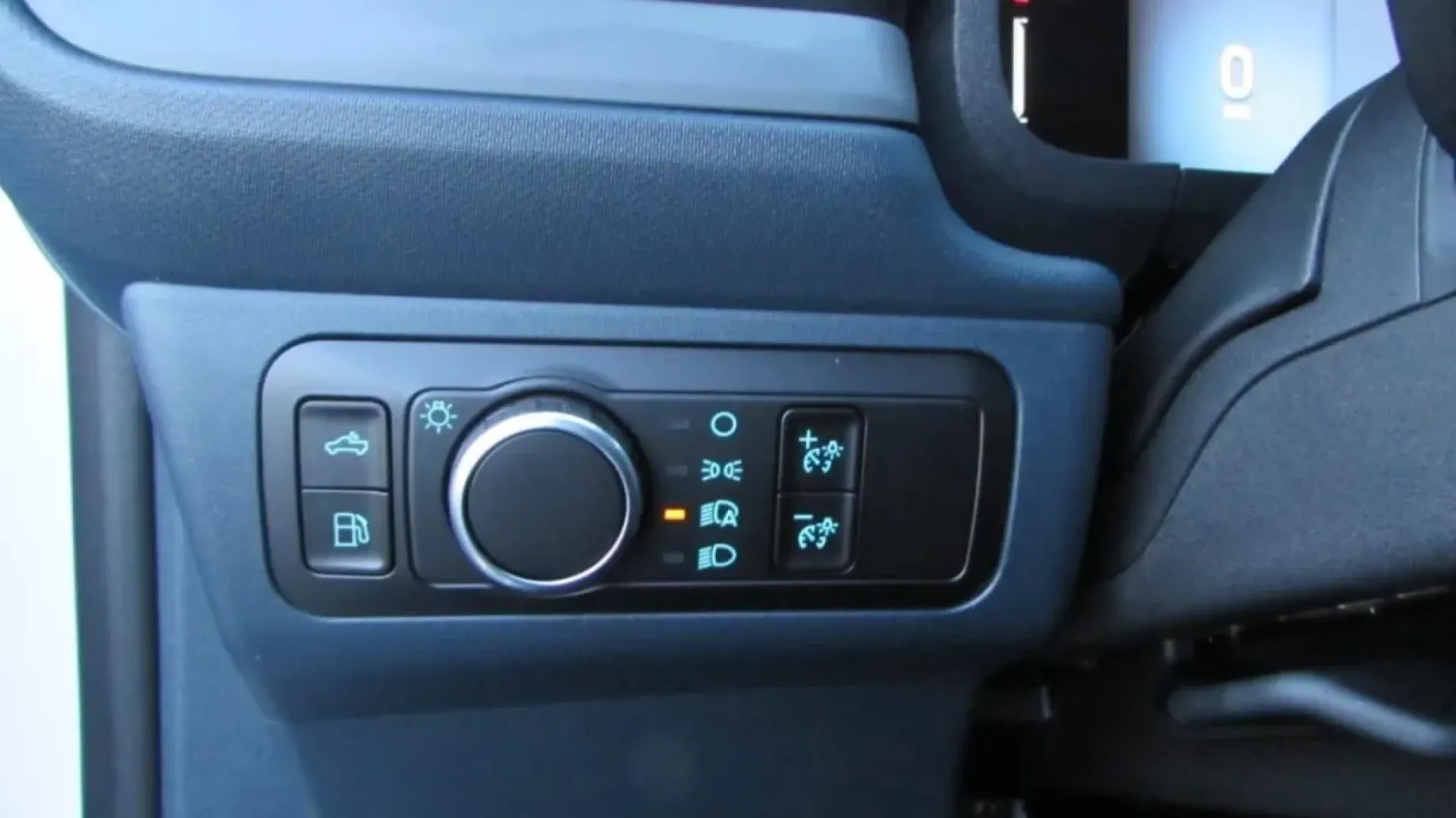 2026 /Black Onyx/Dark Slate Ford Maverick XL (3FTTW8A31TR) with an 2.5L Hybrid engine, CVT transmission, located at 12836 Highway 21, De Soto, MO, 63020, (636) 337-7777, 38.151867, -90.575615 - ### Discover Your Next Adventure with the 2026 Ford Maverick XL at Pettus Ford De Soto!<br /> <br /> Are you ready to transform your daily commute, weekend getaways, and family adventures? Look no further than the stunning 2026 Ford Maverick XL, now available at Pettus Ford De Soto. Located at 12836 - Photo#14