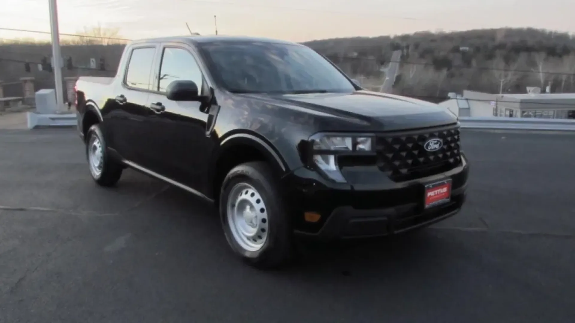 2025 /Black Onyx/Dark Slate Ford Maverick XL (3FTTW8BA2SR) with an 2.0L engine, located at 12836 Highway 21, De Soto, MO, 63020, (636) 337-7777, 38.151867, -90.575615 - ### Explore the Great Outdoors with the 2025 Ford Maverick XL Perfect for Your Next Adventure!<br /> <br /> Are you ready to elevate your lifestyle with a vehicle that's as versatile as you are? The 2025 Ford Maverick XL is here to redefine your driving experience, making it the ideal choice for we - Photo#0