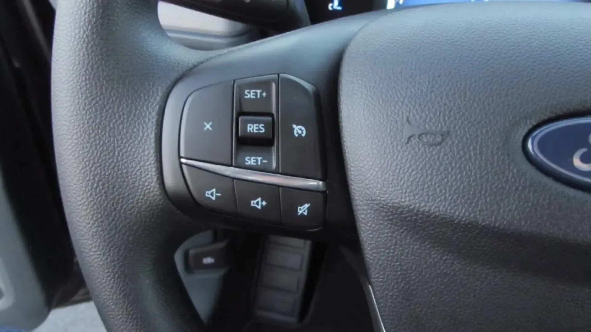 2025 /Black Onyx/Dark Slate Ford Maverick XL (3FTTW8BA2SR) with an 2.0L engine, located at 12836 Highway 21, De Soto, MO, 63020, (636) 337-7777, 38.151867, -90.575615 - ### Explore the Great Outdoors with the 2025 Ford Maverick XL Perfect for Your Next Adventure!<br /> <br /> Are you ready to elevate your lifestyle with a vehicle that's as versatile as you are? The 2025 Ford Maverick XL is here to redefine your driving experience, making it the ideal choice for we - Photo#16