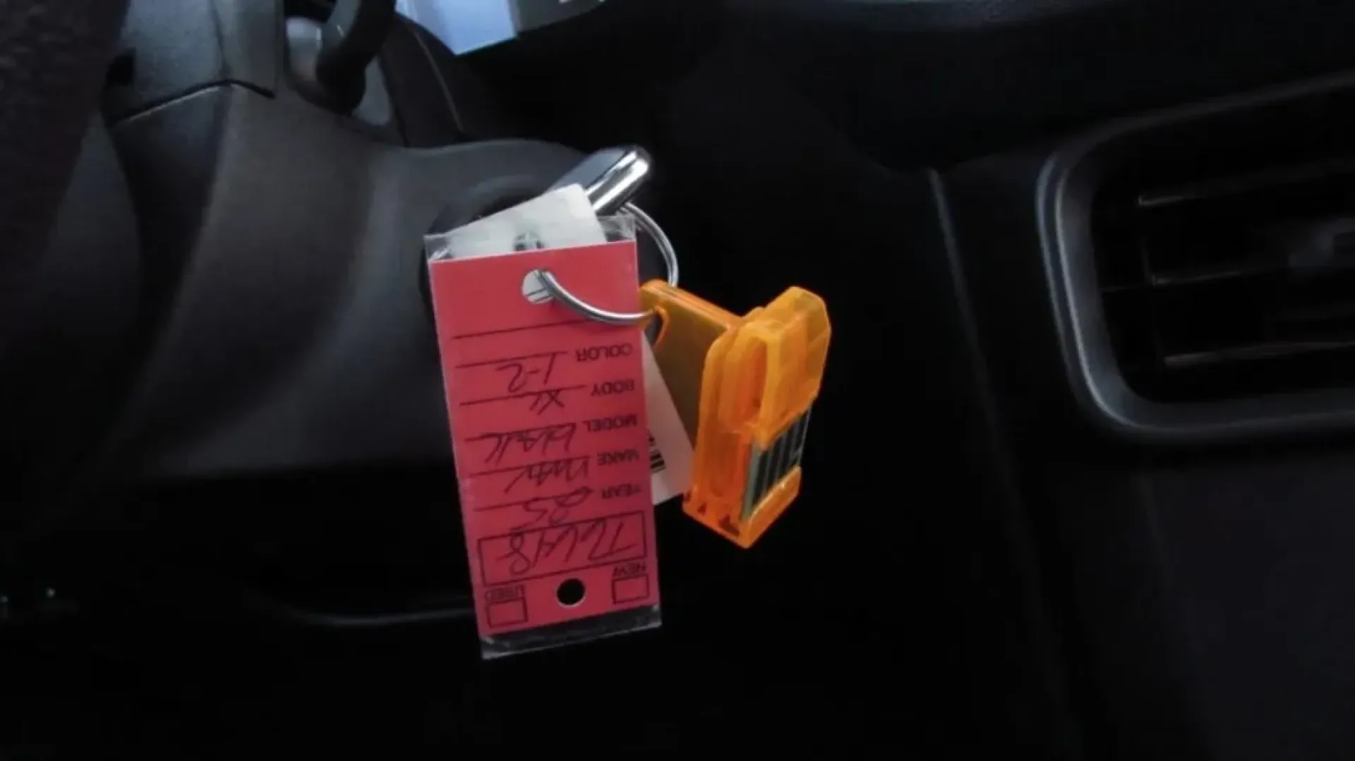 2025 /Black Onyx/Dark Slate Ford Maverick XL (3FTTW8BA2SR) with an 2.0L engine, located at 12836 Highway 21, De Soto, MO, 63020, (636) 337-7777, 38.151867, -90.575615 - ### Explore the Great Outdoors with the 2025 Ford Maverick XL Perfect for Your Next Adventure!<br /> <br /> Are you ready to elevate your lifestyle with a vehicle that's as versatile as you are? The 2025 Ford Maverick XL is here to redefine your driving experience, making it the ideal choice for we - Photo#26