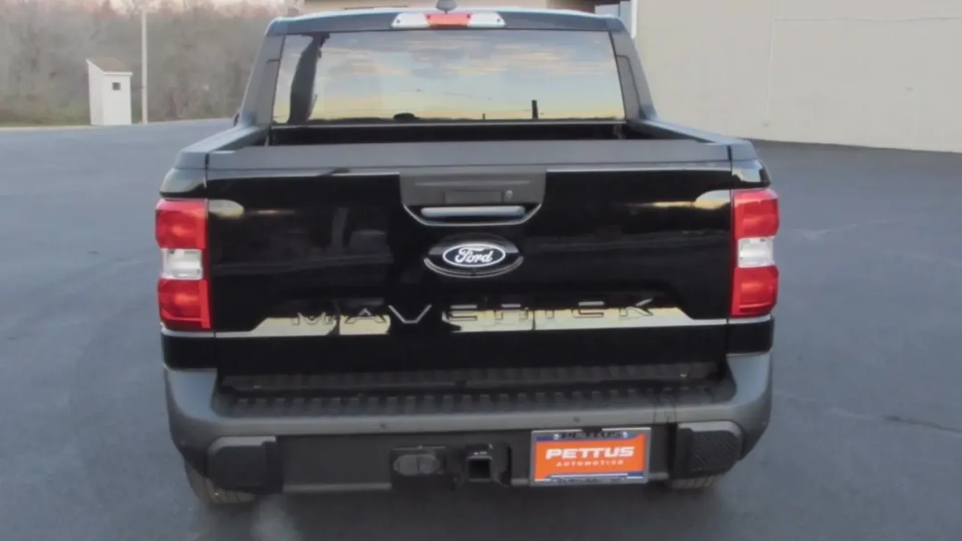 2025 /Black Onyx/Dark Slate Ford Maverick XL (3FTTW8BA2SR) with an 2.0L engine, located at 12836 Highway 21, De Soto, MO, 63020, (636) 337-7777, 38.151867, -90.575615 - ### Explore the Great Outdoors with the 2025 Ford Maverick XL Perfect for Your Next Adventure!<br /> <br /> Are you ready to elevate your lifestyle with a vehicle that's as versatile as you are? The 2025 Ford Maverick XL is here to redefine your driving experience, making it the ideal choice for we - Photo#5