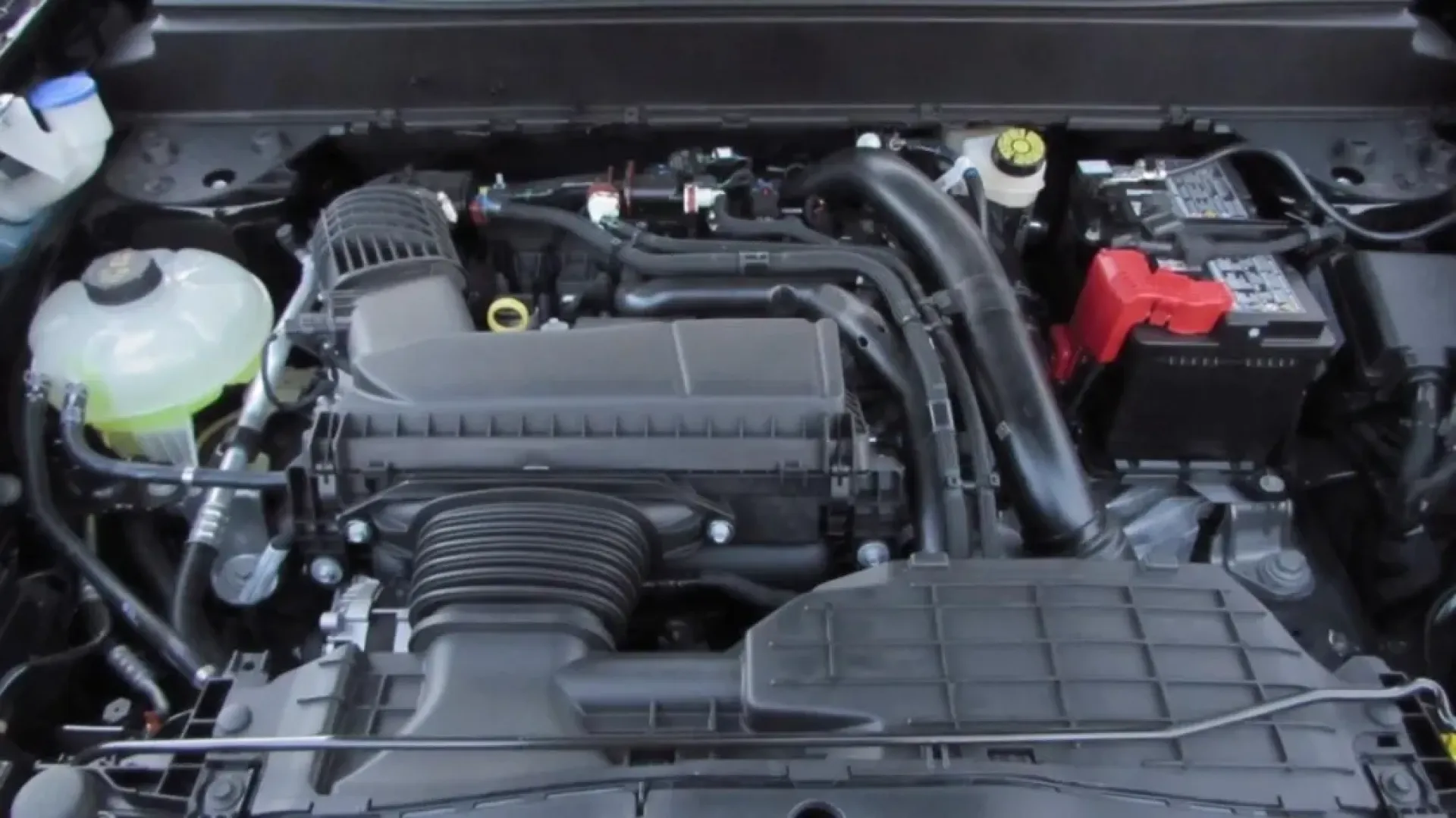 2025 /Black Onyx/Dark Slate Ford Maverick XL (3FTTW8BA2SR) with an 2.0L engine, located at 12836 Highway 21, De Soto, MO, 63020, (636) 337-7777, 38.151867, -90.575615 - ### Explore the Great Outdoors with the 2025 Ford Maverick XL Perfect for Your Next Adventure!<br /> <br /> Are you ready to elevate your lifestyle with a vehicle that's as versatile as you are? The 2025 Ford Maverick XL is here to redefine your driving experience, making it the ideal choice for we - Photo#8