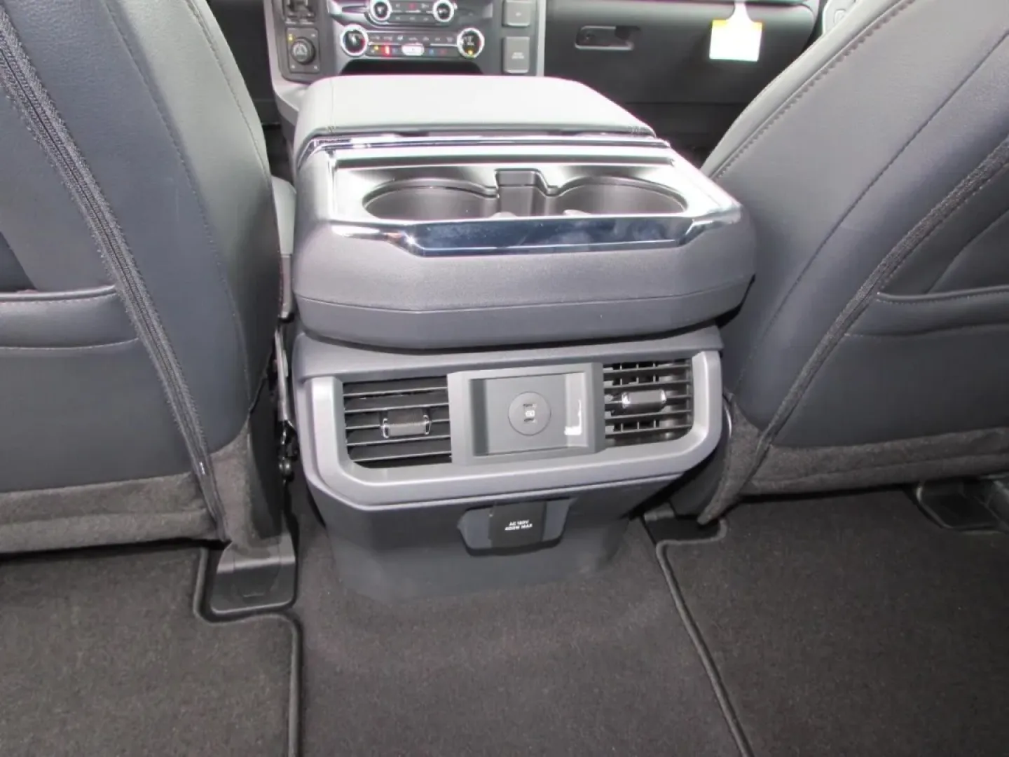 2026 /Black Ford F-150 LARIAT (1FTFW5L50TK) with an 5.0L engine, 6A transmission, located at 12836 Highway 21, De Soto, MO, 63020, (636) 337-7777, 38.151867, -90.575615 - **Elevate Your Adventures with the 2026 Ford F150 Lariat!**<br /> <br /> Are you ready to tackle the open road or navigate the rugged terrain with confidence? The 2026 Ford F150 Lariat is not just a truck; it's your ticket to adventure, perfect for those who crave exploration, whether it's weekend g - Photo#35