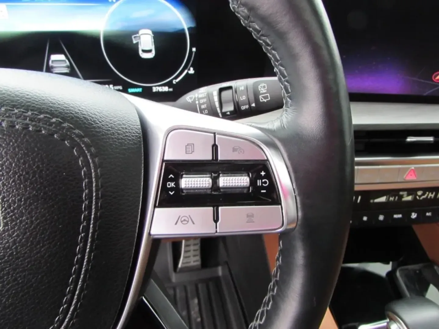 2024 /Black Kia Telluride SX X-Line (5XYP5DGC4RG) with an 3.8L V6 DOHC 24V engine, Automatic transmission, located at 12836 Highway 21, De Soto, MO, 63020, (636) 337-7777, 38.151867, -90.575615 - **Experience the Ultimate Family Adventure with the 2024 Kia Telluride at Pettus Ford De Soto!**<br /> <br /> Are you ready to elevate your family outings and weekend adventures? The 2024 Kia Telluride is more than just a vehicle; it's a lifestyle upgrade designed for those who crave spaciousness, c - Photo#15