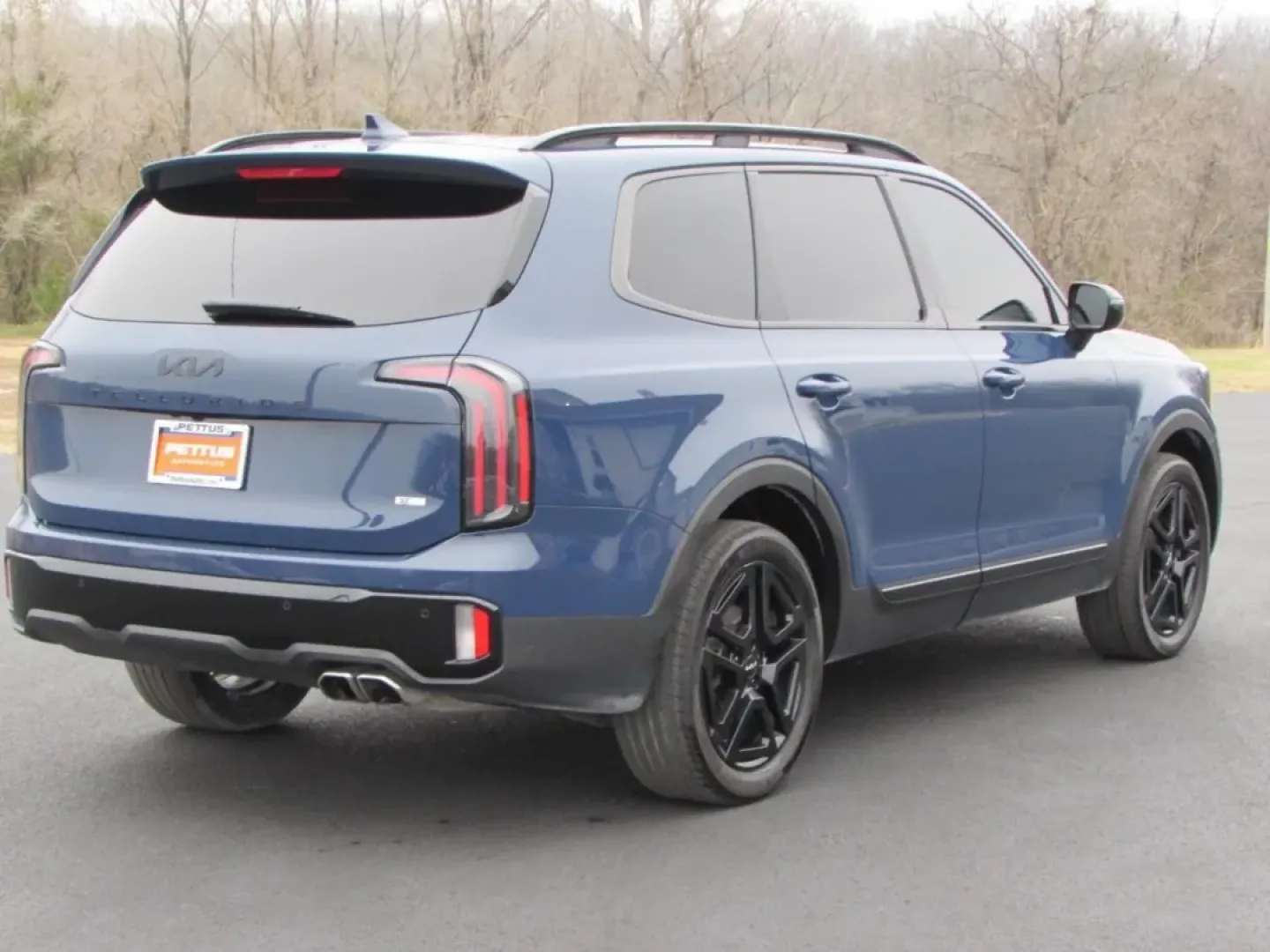 2024 /Black Kia Telluride SX X-Line (5XYP5DGC4RG) with an 3.8L V6 DOHC 24V engine, Automatic transmission, located at 12836 Highway 21, De Soto, MO, 63020, (636) 337-7777, 38.151867, -90.575615 - **Experience the Ultimate Family Adventure with the 2024 Kia Telluride at Pettus Ford De Soto!**<br /> <br /> Are you ready to elevate your family outings and weekend adventures? The 2024 Kia Telluride is more than just a vehicle; it's a lifestyle upgrade designed for those who crave spaciousness, c - Photo#6