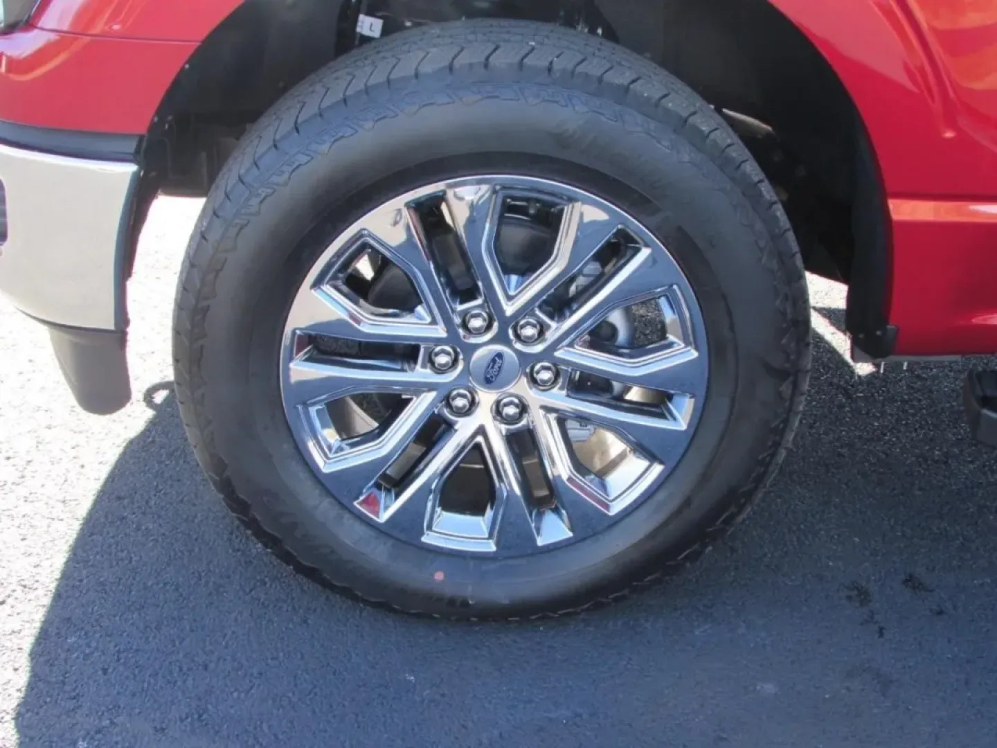 2025 /Black Ford F-150 LARIAT (1FTFW5L57SF) with an 5.0L V8 engine, located at 12836 Highway 21, De Soto, MO, 63020, (636) 337-7777, 38.151867, -90.575615 - **Unleash Your Adventurous Spirit with the 2025 Ford F-150 LARIAT from Pettus Ford De Soto!**<br /> <br /> Are you ready to elevate your outdoor adventures or tackle your daily commute with unparalleled style and performance? The 2025 Ford F-150 LARIAT, available now at Pettus Ford De Soto, is the p - Photo#10