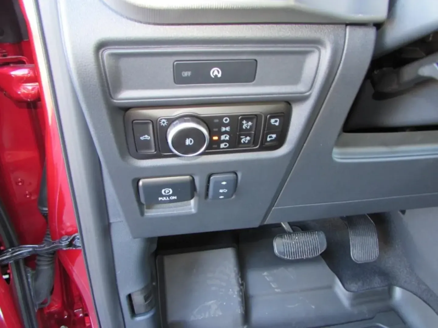 2025 /Black Ford F-150 LARIAT (1FTFW5L57SF) with an 5.0L V8 engine, located at 12836 Highway 21, De Soto, MO, 63020, (636) 337-7777, 38.151867, -90.575615 - **Unleash Your Adventurous Spirit with the 2025 Ford F-150 LARIAT from Pettus Ford De Soto!**<br /> <br /> Are you ready to elevate your outdoor adventures or tackle your daily commute with unparalleled style and performance? The 2025 Ford F-150 LARIAT, available now at Pettus Ford De Soto, is the p - Photo#18