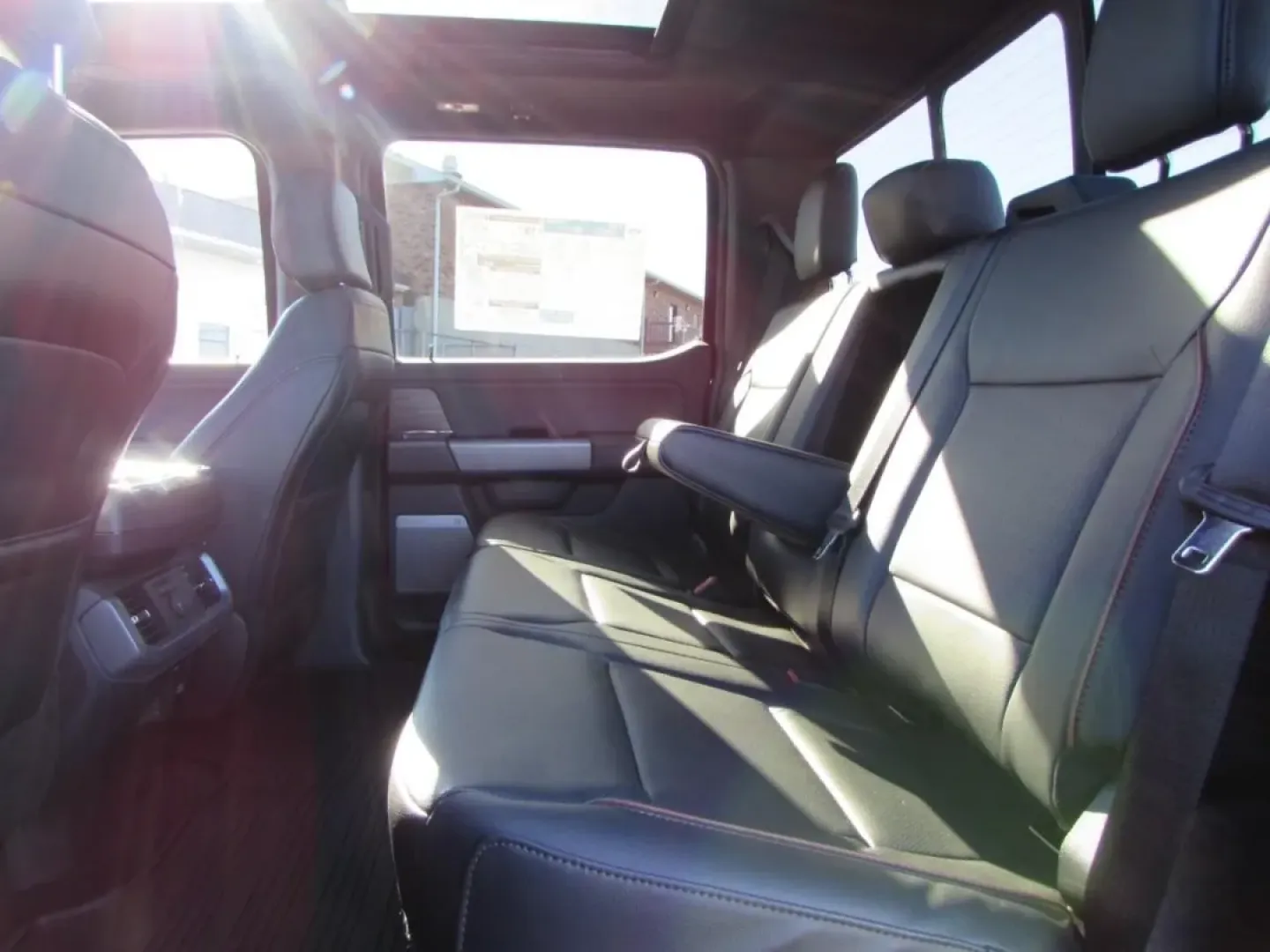 2025 /Black Ford F-150 LARIAT (1FTFW5L57SF) with an 5.0L V8 engine, located at 12836 Highway 21, De Soto, MO, 63020, (636) 337-7777, 38.151867, -90.575615 - **Unleash Your Adventurous Spirit with the 2025 Ford F-150 LARIAT from Pettus Ford De Soto!**<br /> <br /> Are you ready to elevate your outdoor adventures or tackle your daily commute with unparalleled style and performance? The 2025 Ford F-150 LARIAT, available now at Pettus Ford De Soto, is the p - Photo#31