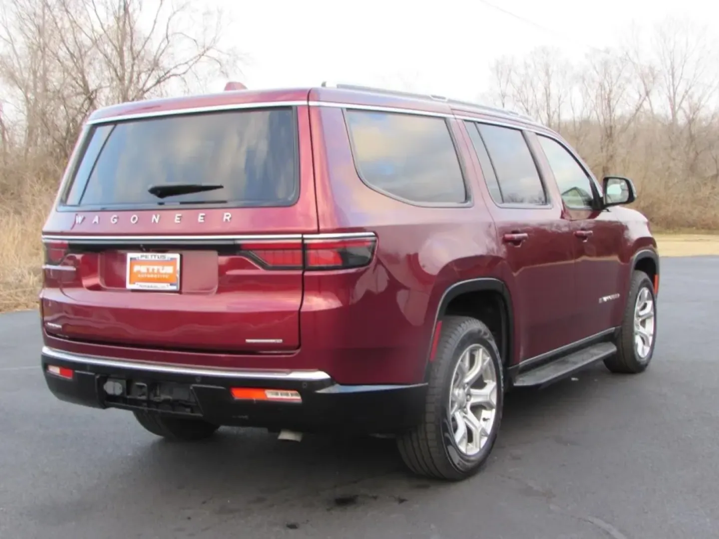 2022 /Global Black Leather Jeep Wagoneer 4WD Series II (1C4SJVBT6NS) with an 5.7L V8 engine, Automatic transmission, located at 12830 Highway 21, De Soto, MO, 63020, (636) 337-7777, 38.153099, -90.573624 - **Explore the Great Outdoors in Style with the 2022 Jeep Wagoneer!**<br /> <br /> If you're seeking an adventure-ready SUV that perfectly balances rugged capabilities with refined luxury, look no further than the 2022 Jeep Wagoneer. This stunning vehicle, available now at Pettus CDJR DeSoto, is desi - Photo#6