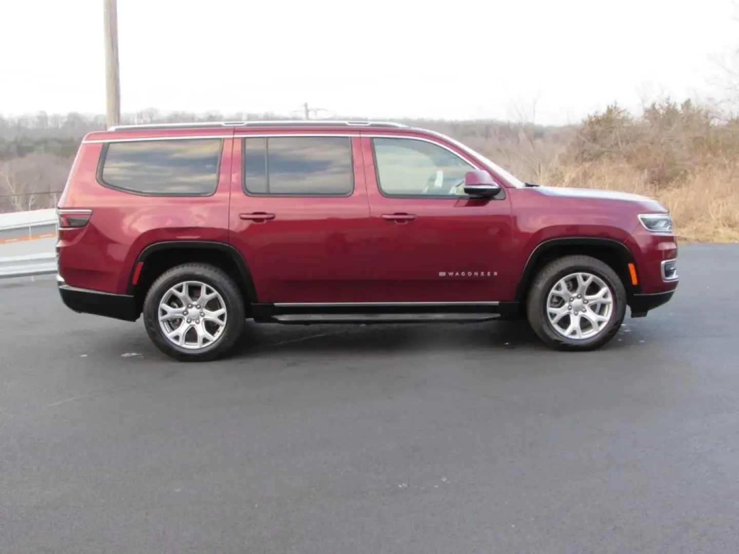 2022 /Global Black Leather Jeep Wagoneer 4WD Series II (1C4SJVBT6NS) with an 5.7L V8 engine, Automatic transmission, located at 12830 Highway 21, De Soto, MO, 63020, (636) 337-7777, 38.153099, -90.573624 - **Explore the Great Outdoors in Style with the 2022 Jeep Wagoneer!**<br /> <br /> If you're seeking an adventure-ready SUV that perfectly balances rugged capabilities with refined luxury, look no further than the 2022 Jeep Wagoneer. This stunning vehicle, available now at Pettus CDJR DeSoto, is desi - Photo#7