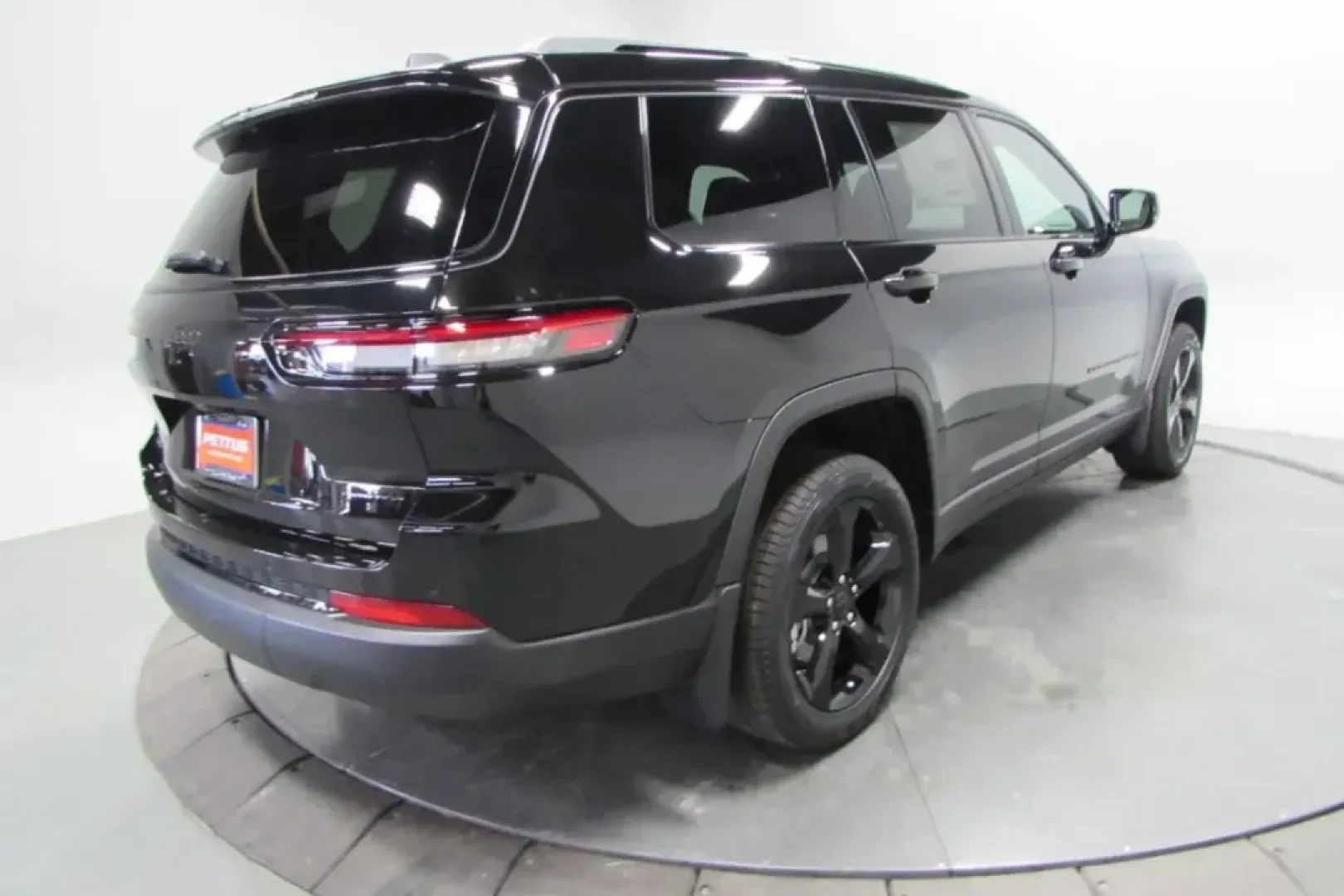 2025 Jeep Grand Cherokee Limited (1C4RJKBG3S8) with an Other engine, located at 12830 Highway 21, De Soto, MO, 63020, (636) 337-7777, 38.153099, -90.573624 - **Elevate Your Adventures with the 2025 Jeep Grand Cherokee L - Perfect for Family Road Trips and Outdoor Escapades!**<br /> <br /> If you're searching for used cars near me that can keep up with your adventurous spirit while providing the comforts your family deserves, look no further than the stun - Photo#6