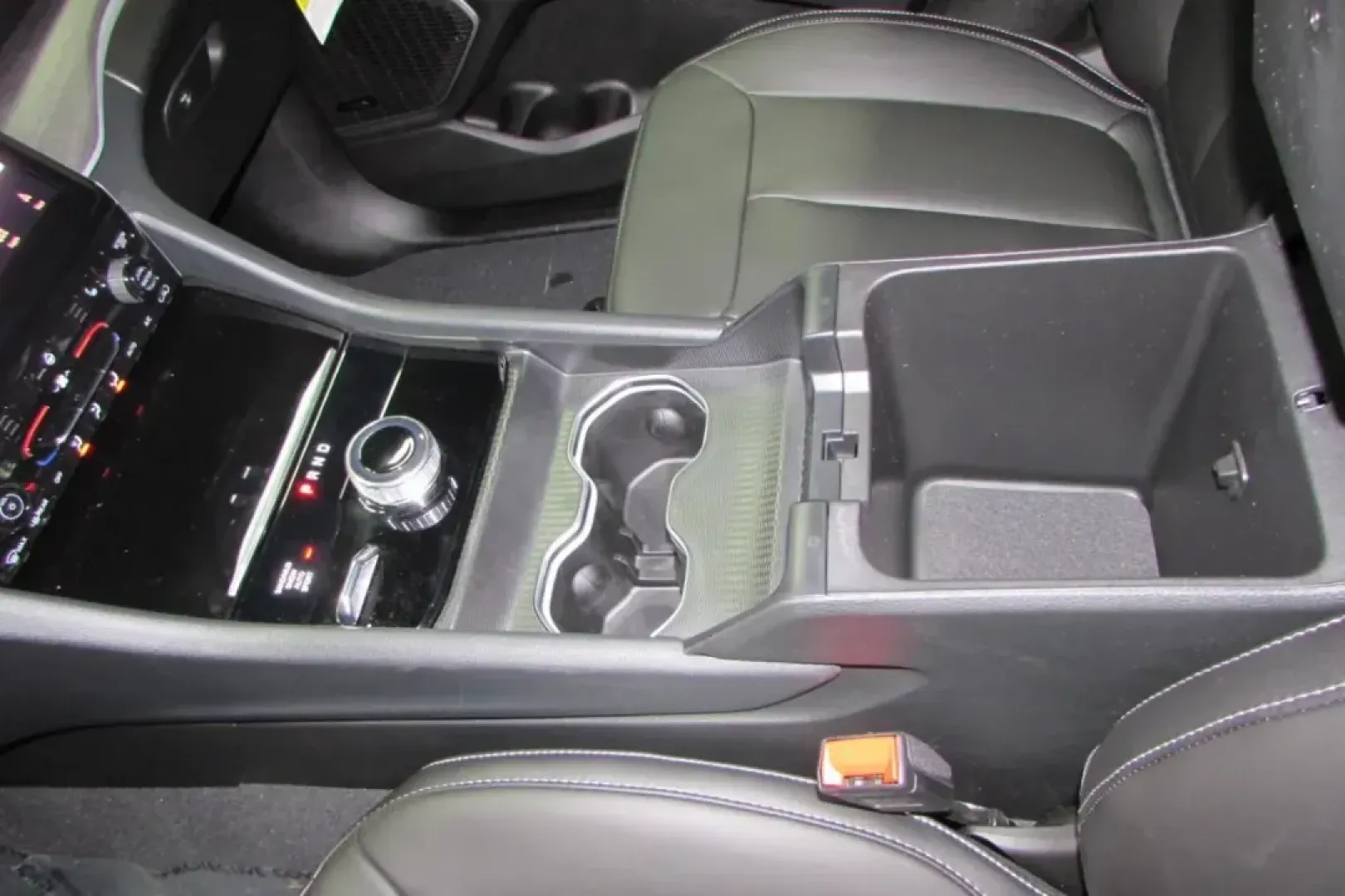 2025 Jeep Grand Cherokee Limited (1C4RJKBG3S8) with an Other engine, located at 12830 Highway 21, De Soto, MO, 63020, (636) 337-7777, 38.153099, -90.573624 - **Elevate Your Adventures with the 2025 Jeep Grand Cherokee L - Perfect for Family Road Trips and Outdoor Escapades!**<br /> <br /> If you're searching for used cars near me that can keep up with your adventurous spirit while providing the comforts your family deserves, look no further than the stun - Photo#22