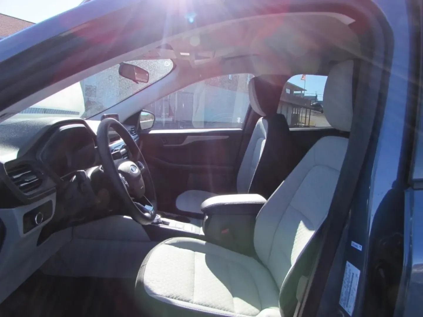 2026 /Gray Ford Escape Active (1FMCU0GN0TU) with an 1.5L engine, 8A transmission, located at 12836 Highway 21, De Soto, MO, 63020, (636) 337-7777, 38.151867, -90.575615 - **Discover Adventure with the 2026 Ford Escape Active - Your Ultimate Companion for Life in De Soto!**<br /> <br /> Are you in search of a versatile vehicle that seamlessly complements your active lifestyle? Look no further than the stunning 2026 Ford Escape Active, now available at Pettus Ford De S - Photo#9