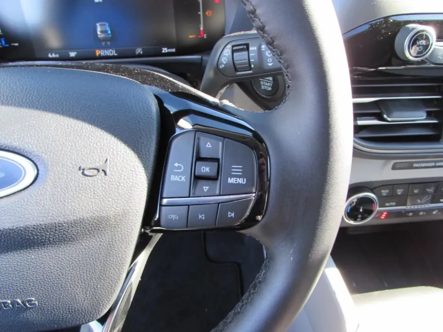 2026 /Gray Ford Escape Active (1FMCU0GN0TU) with an 1.5L engine, 8A transmission, located at 12836 Highway 21, De Soto, MO, 63020, (636) 337-7777, 38.151867, -90.575615 - **Discover Adventure with the 2026 Ford Escape Active - Your Ultimate Companion for Life in De Soto!**<br /> <br /> Are you in search of a versatile vehicle that seamlessly complements your active lifestyle? Look no further than the stunning 2026 Ford Escape Active, now available at Pettus Ford De S - Photo#13