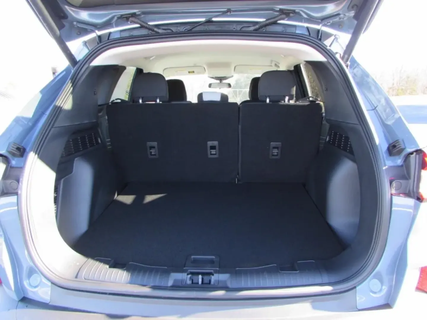 2026 /Gray Ford Escape Active (1FMCU0GN0TU) with an 1.5L engine, 8A transmission, located at 12836 Highway 21, De Soto, MO, 63020, (636) 337-7777, 38.151867, -90.575615 - **Discover Adventure with the 2026 Ford Escape Active - Your Ultimate Companion for Life in De Soto!**<br /> <br /> Are you in search of a versatile vehicle that seamlessly complements your active lifestyle? Look no further than the stunning 2026 Ford Escape Active, now available at Pettus Ford De S - Photo#23