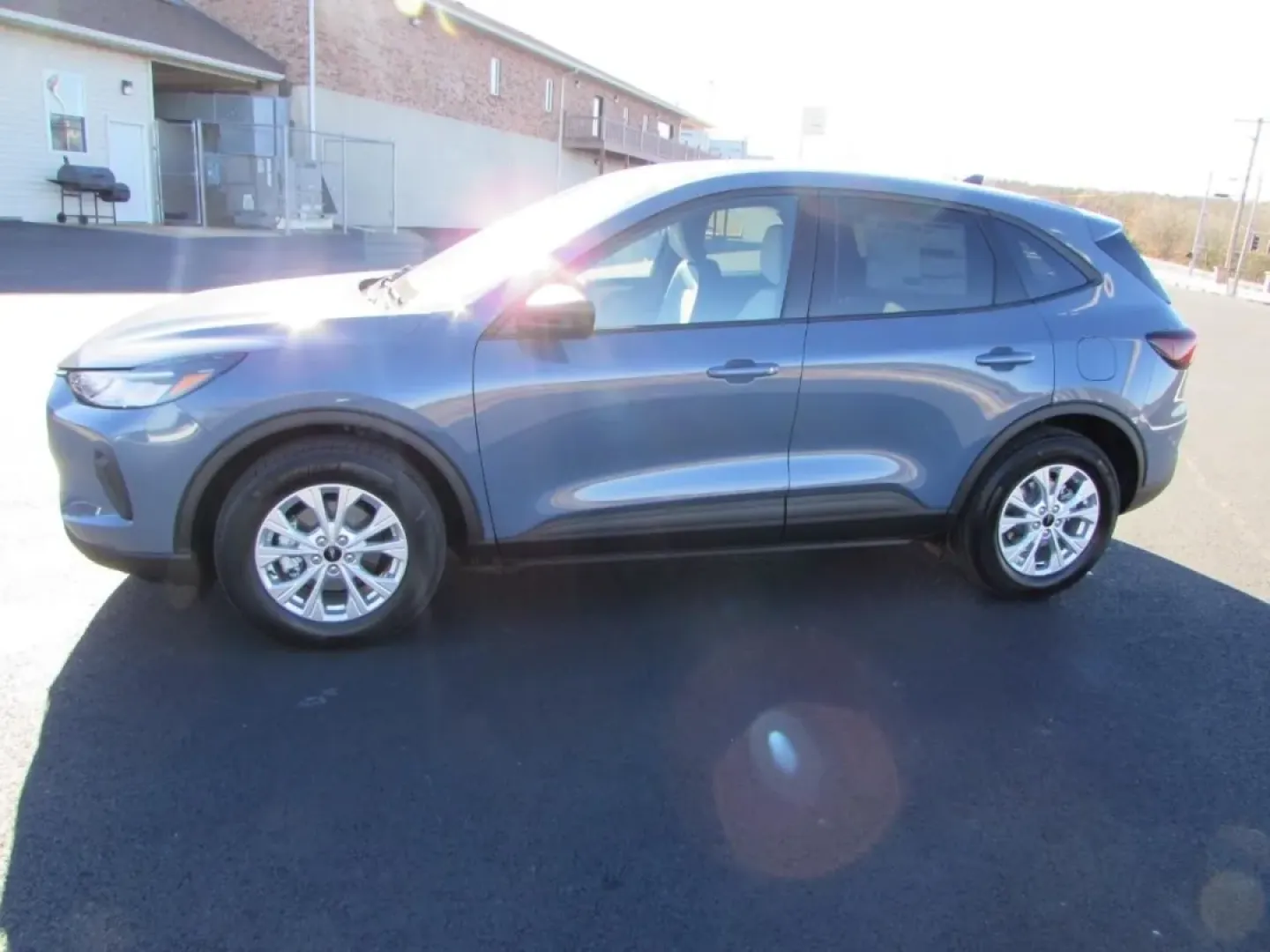 2026 /Gray Ford Escape Active (1FMCU0GN0TU) with an 1.5L engine, 8A transmission, located at 12836 Highway 21, De Soto, MO, 63020, (636) 337-7777, 38.151867, -90.575615 - **Discover Adventure with the 2026 Ford Escape Active - Your Ultimate Companion for Life in De Soto!**<br /> <br /> Are you in search of a versatile vehicle that seamlessly complements your active lifestyle? Look no further than the stunning 2026 Ford Escape Active, now available at Pettus Ford De S - Photo#3