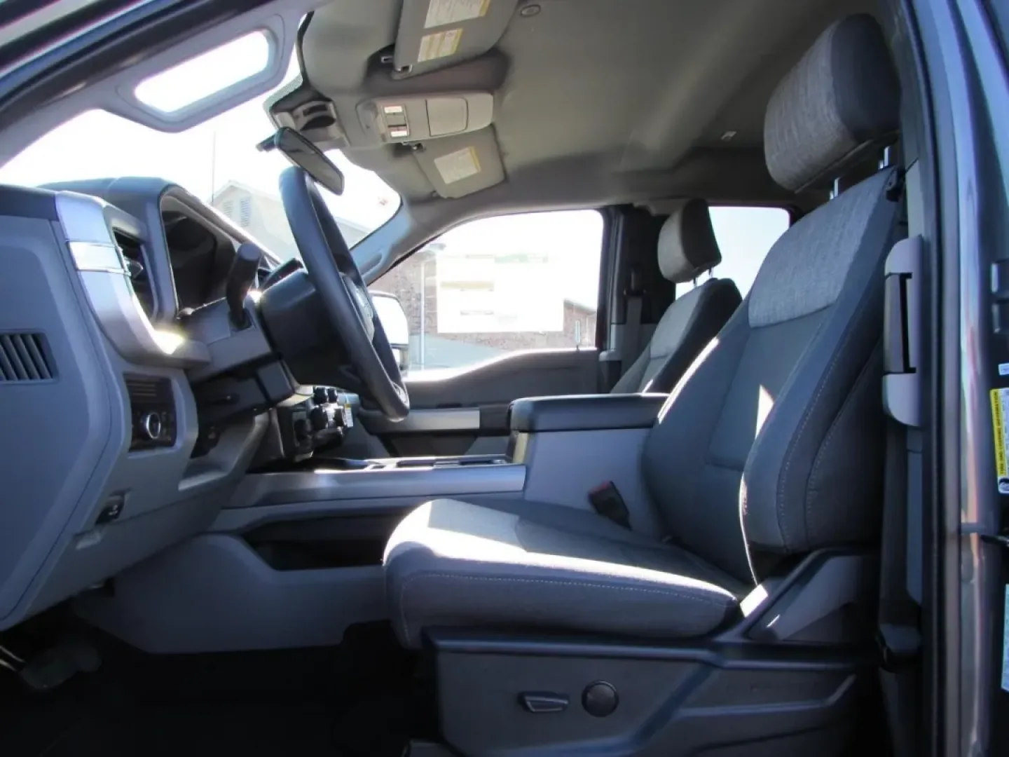 2026 /Medium Dark Slate Ford F-250SD XLT (1FT7X2BN3TE) with an 7.3L engine, located at 12836 Highway 21, De Soto, MO, 63020, (636) 337-7777, 38.151867, -90.575615 - **Unleash Your Adventurous Spirit with the 2026 Ford Super Duty F-250 SRW Perfect for Every Journey!**<br /> <br /> Are you ready to elevate your lifestyle with a truck that seamlessly blends power, capability, and comfort? The 2026 Ford Super Duty F-250 SRW is not just a vehicle; it's the ultimate - Photo#17