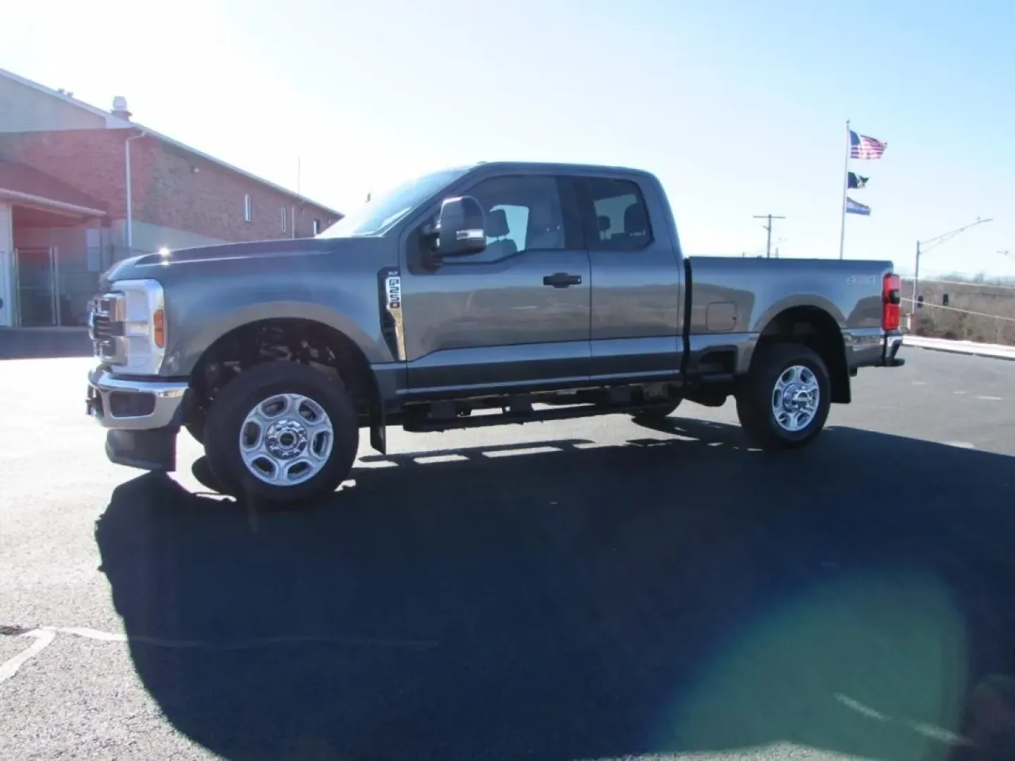 2026 /Medium Dark Slate Ford F-250SD XLT (1FT7X2BN3TE) with an 7.3L engine, located at 12836 Highway 21, De Soto, MO, 63020, (636) 337-7777, 38.151867, -90.575615 - **Unleash Your Adventurous Spirit with the 2026 Ford Super Duty F-250 SRW Perfect for Every Journey!**<br /> <br /> Are you ready to elevate your lifestyle with a truck that seamlessly blends power, capability, and comfort? The 2026 Ford Super Duty F-250 SRW is not just a vehicle; it's the ultimate - Photo#3